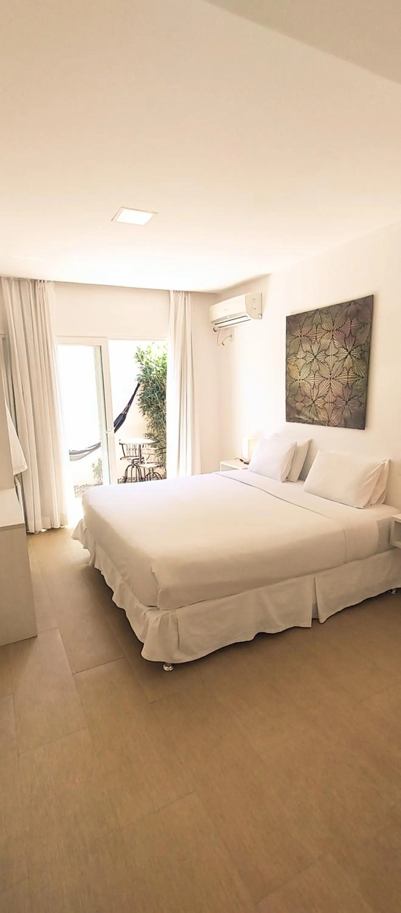 Photo of the whole room, Bed in Parador Búzios Boutique Hotel