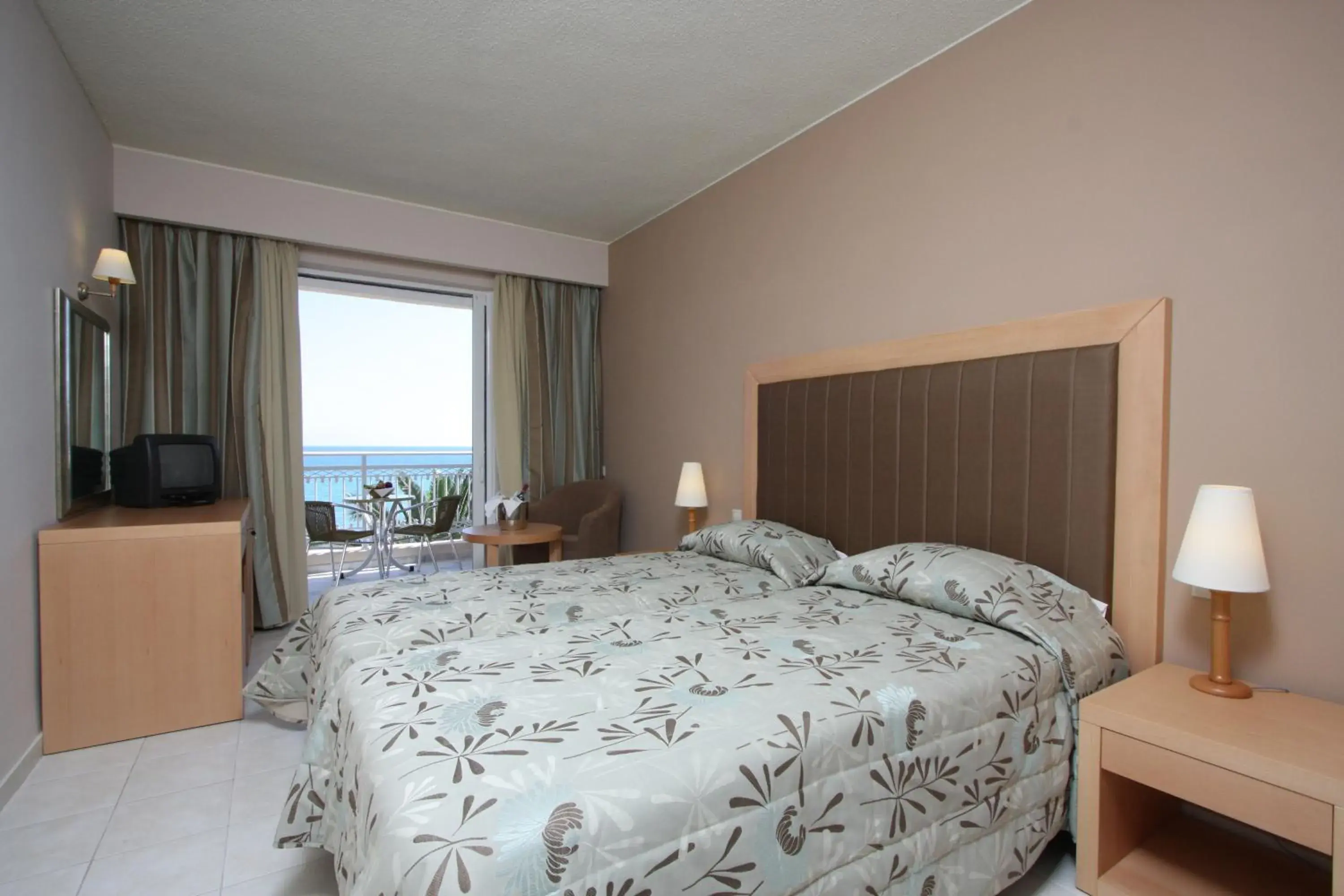 Day, Bed in Zakantha Beach Day, Bed in Zakantha Beach