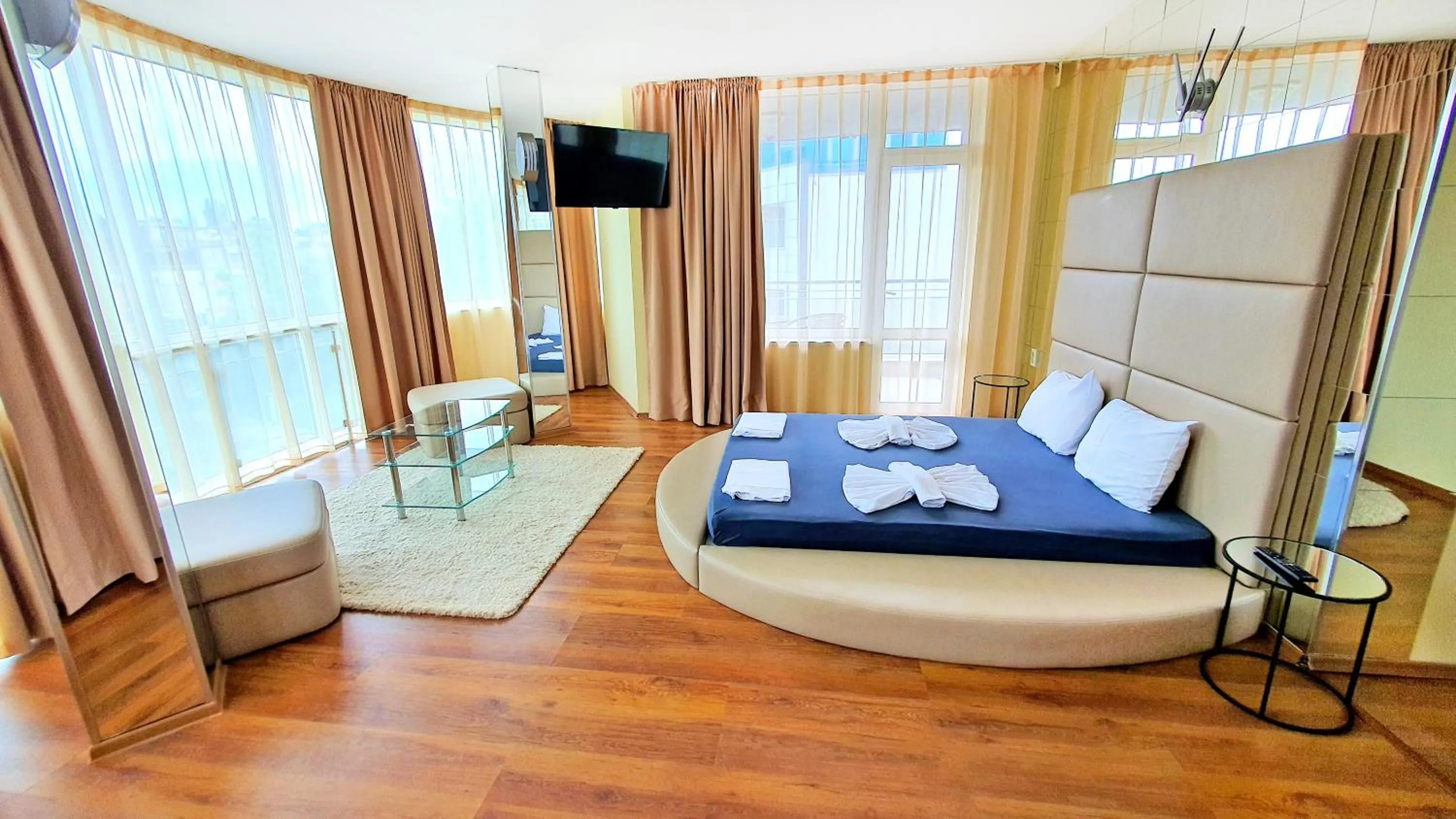 Bed in Favorit Aparthotel