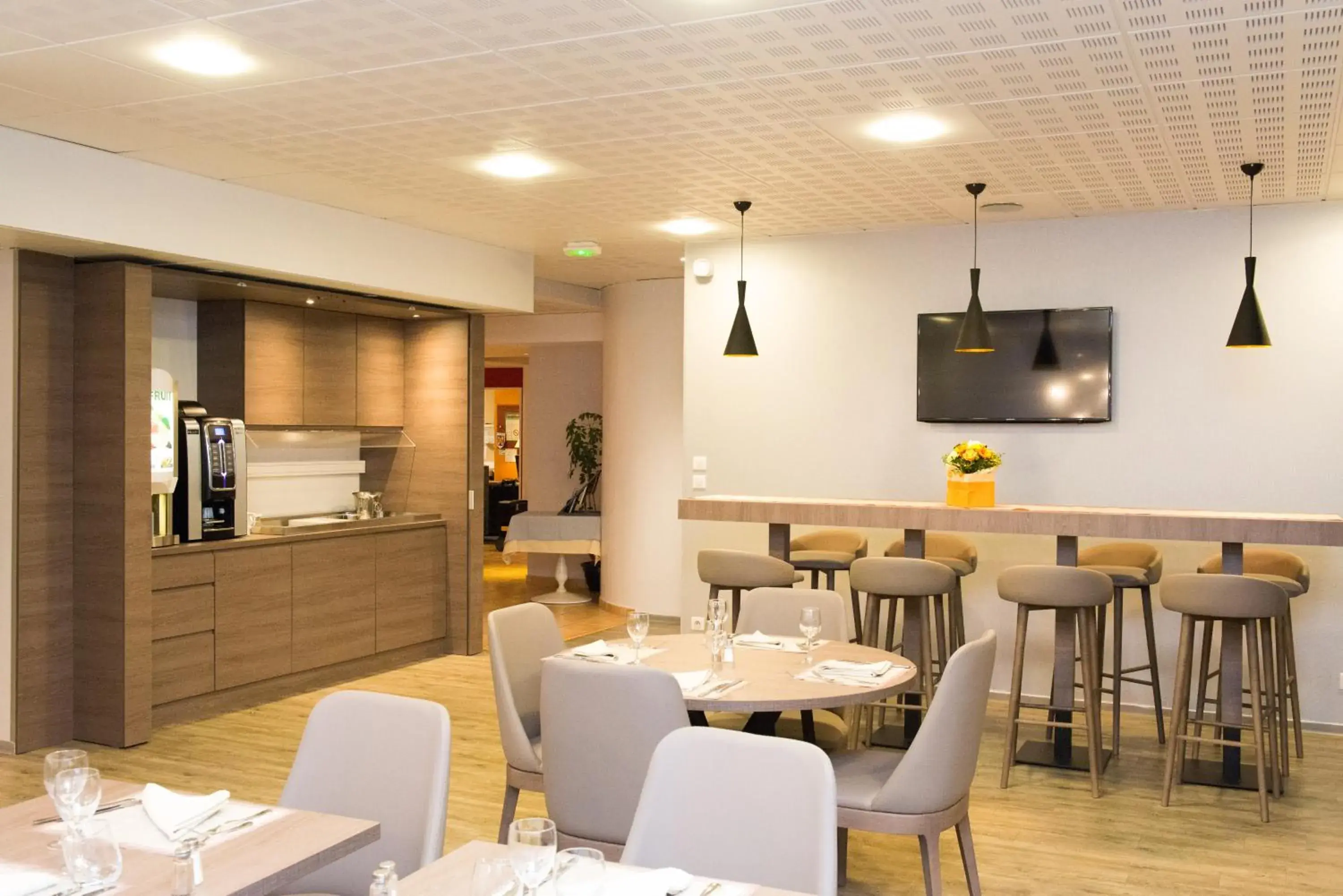 Restaurant/places to eat in Best Western Hôtel Le Sud Restaurant/places to eat in Best Western Hôtel Le Sud