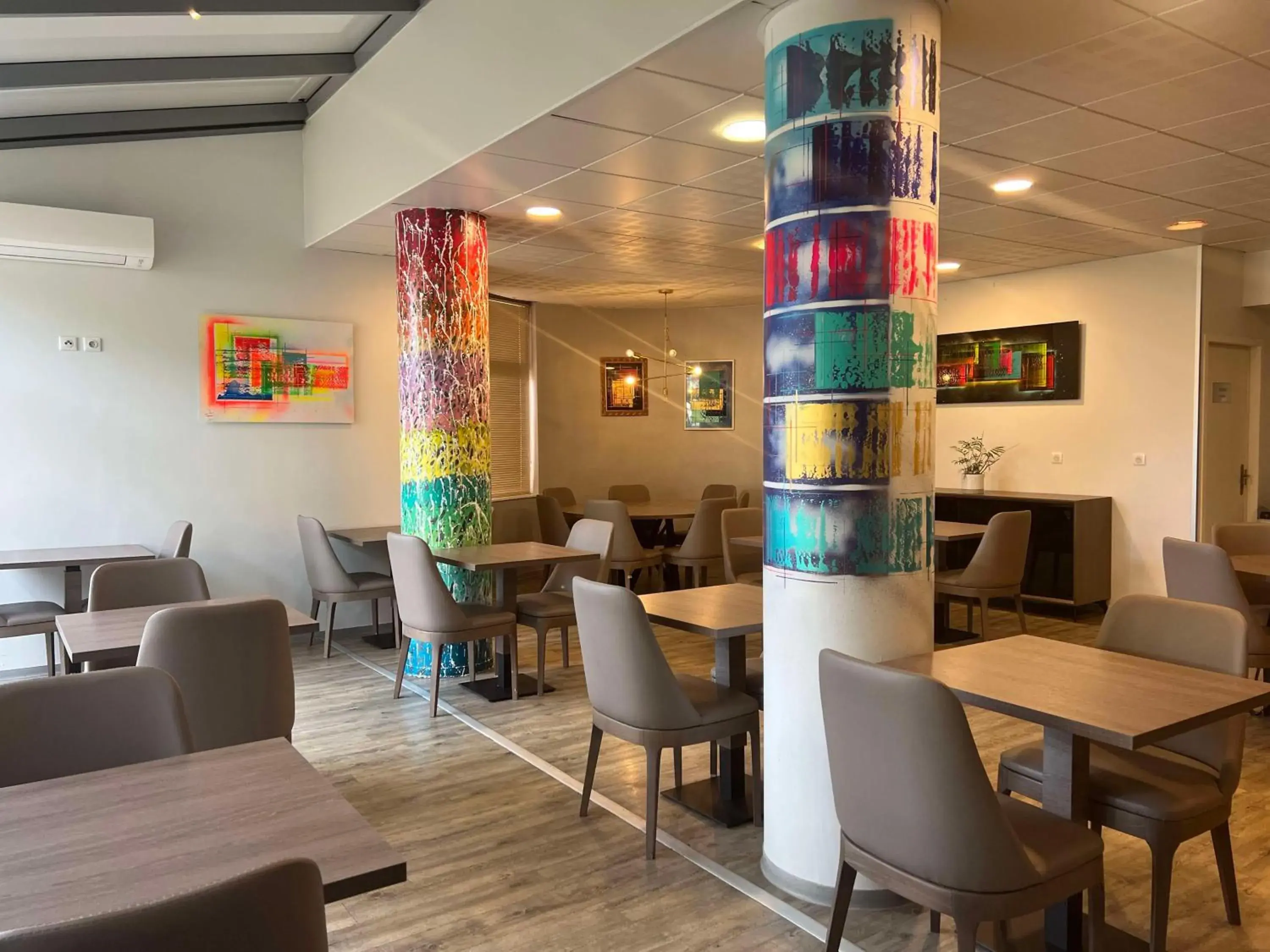 Restaurant/places to eat in Best Western Hôtel Le Sud Restaurant/places to eat in Best Western Hôtel Le Sud