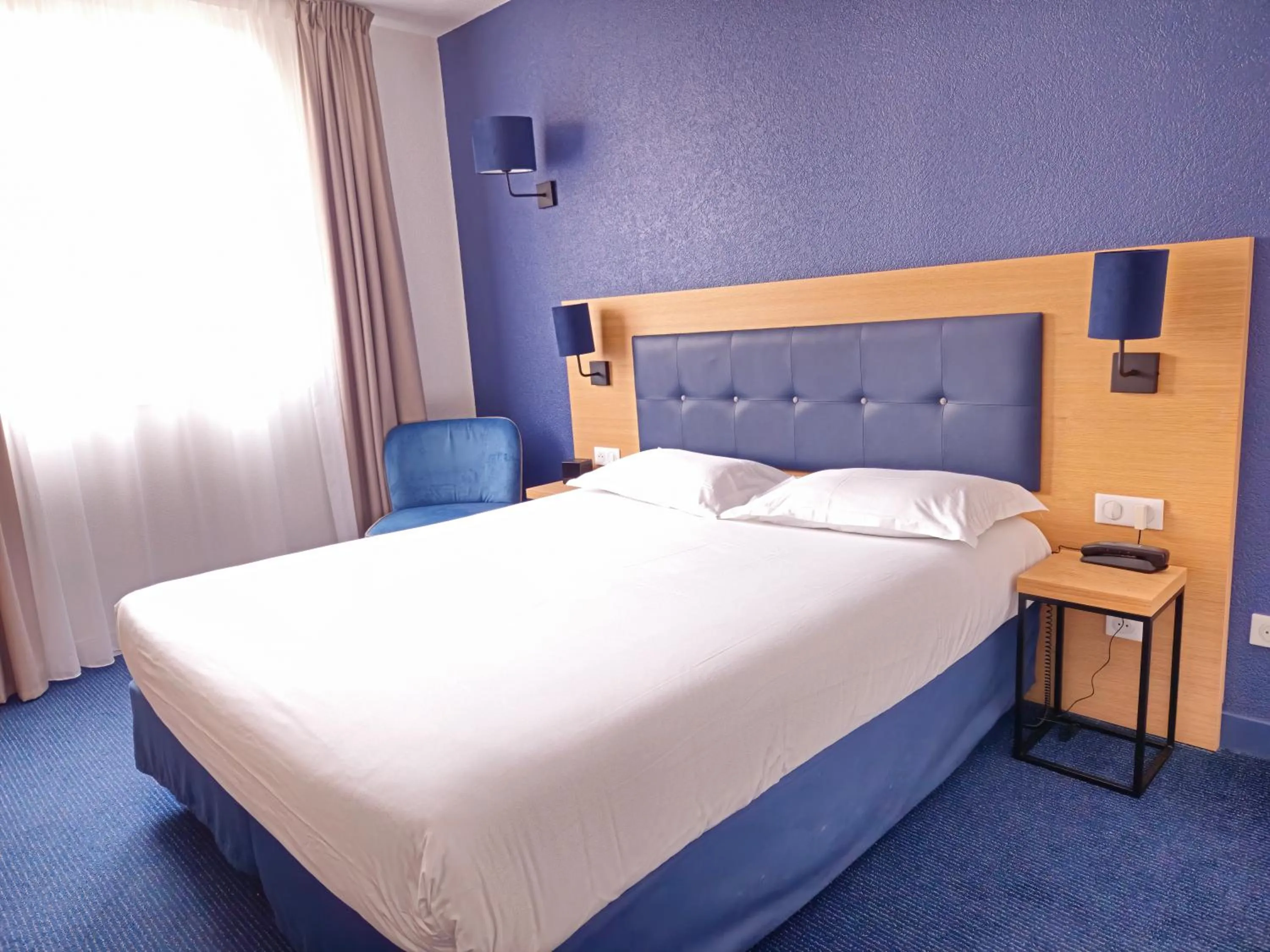 Bedroom, Bed in Best Western Hôtel Le Sud