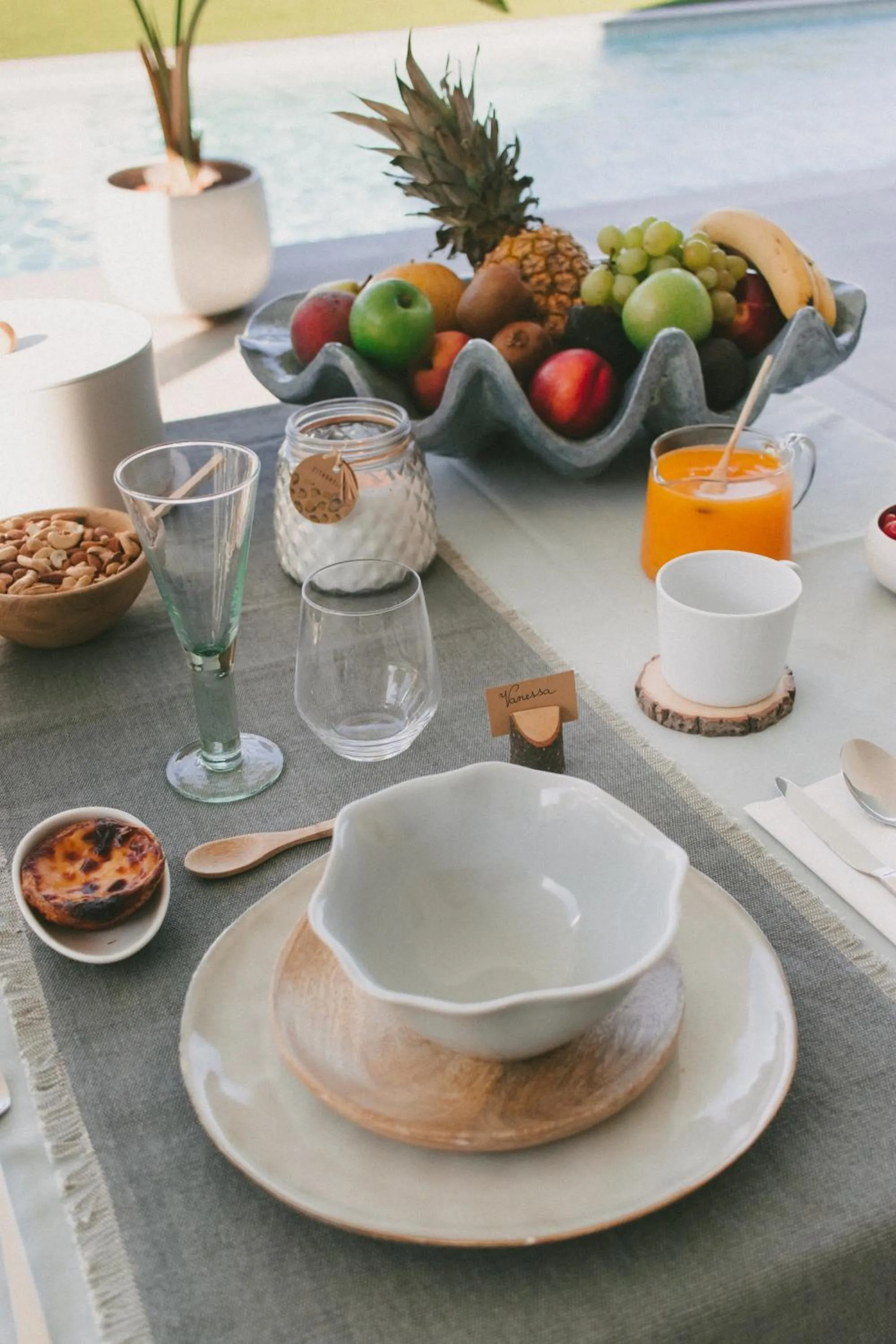 Food and drinks in Casa LNNoa Boutique Room whit private pool