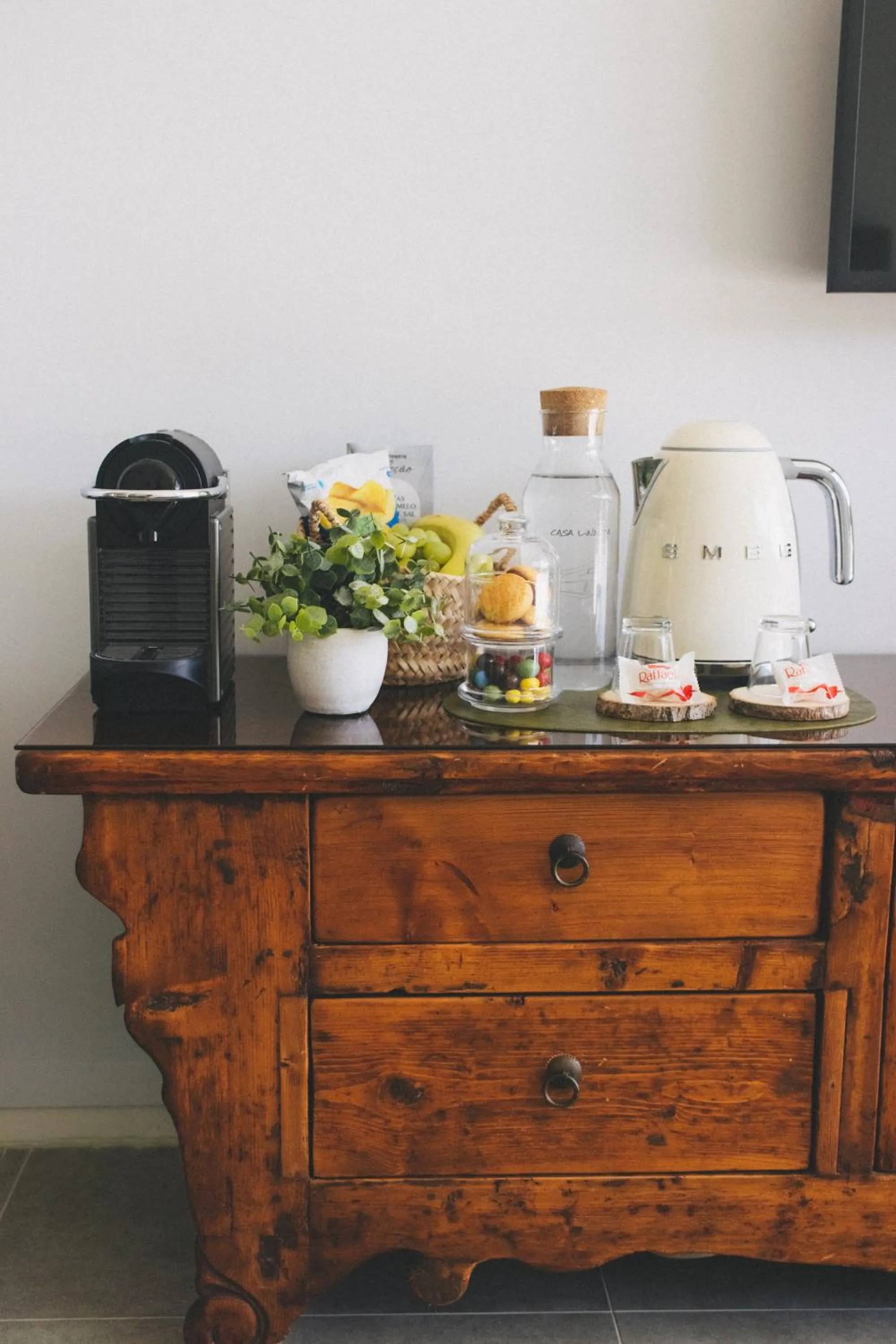 Coffee/tea facilities in Casa LNNoa Boutique Room whit private pool