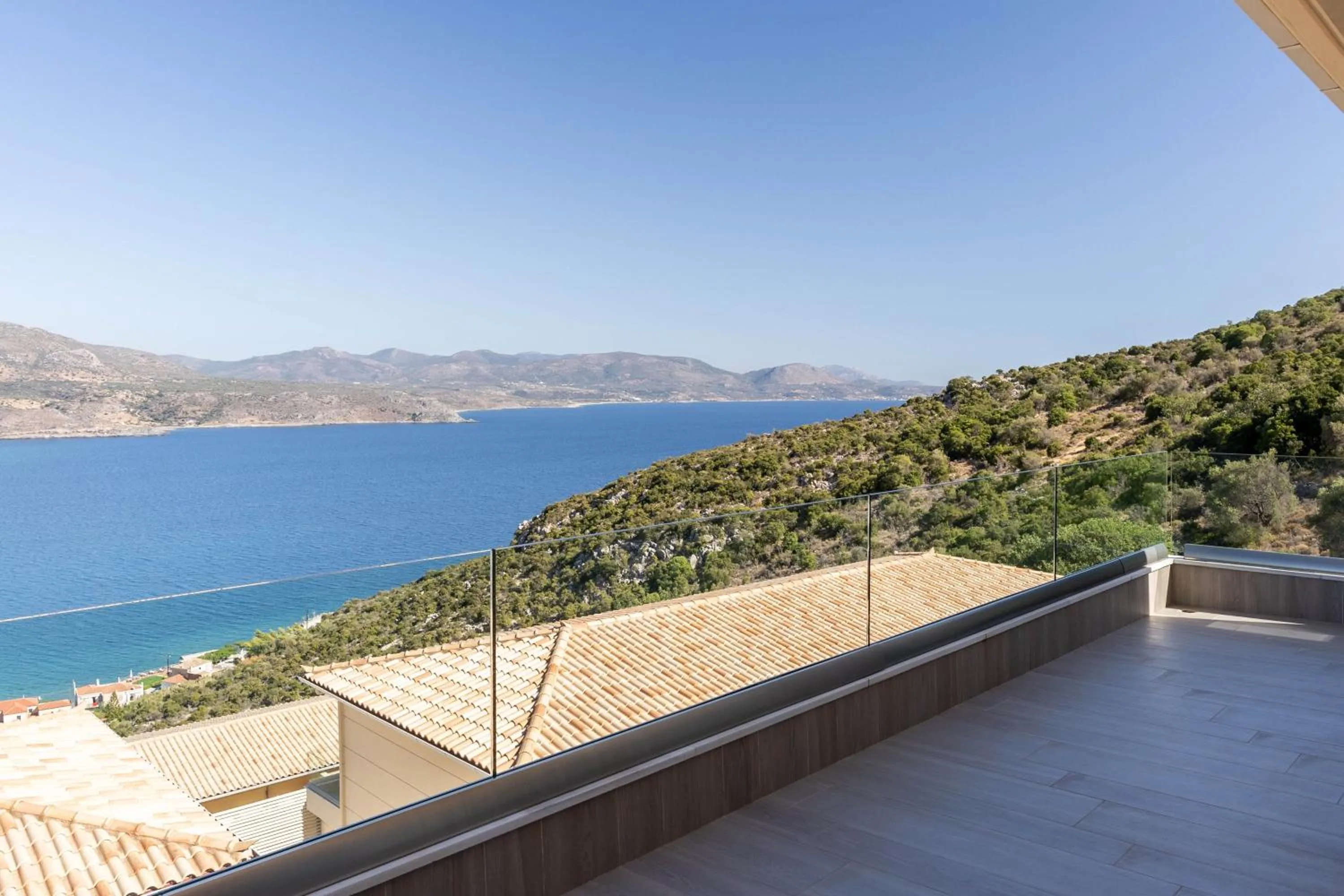 Day in Princess Kyniska Suites