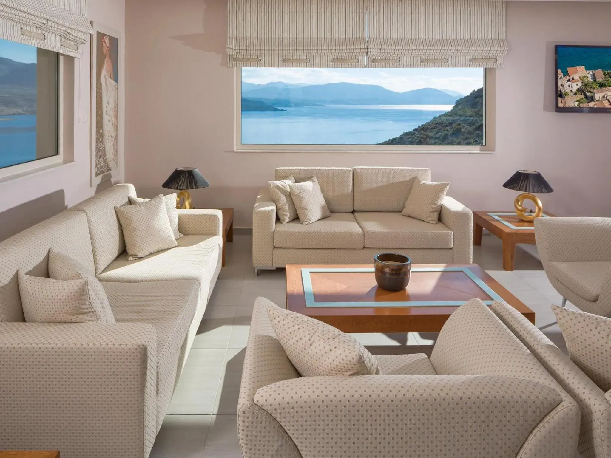 Living room in Princess Kyniska Suites Living room in Princess Kyniska Suites