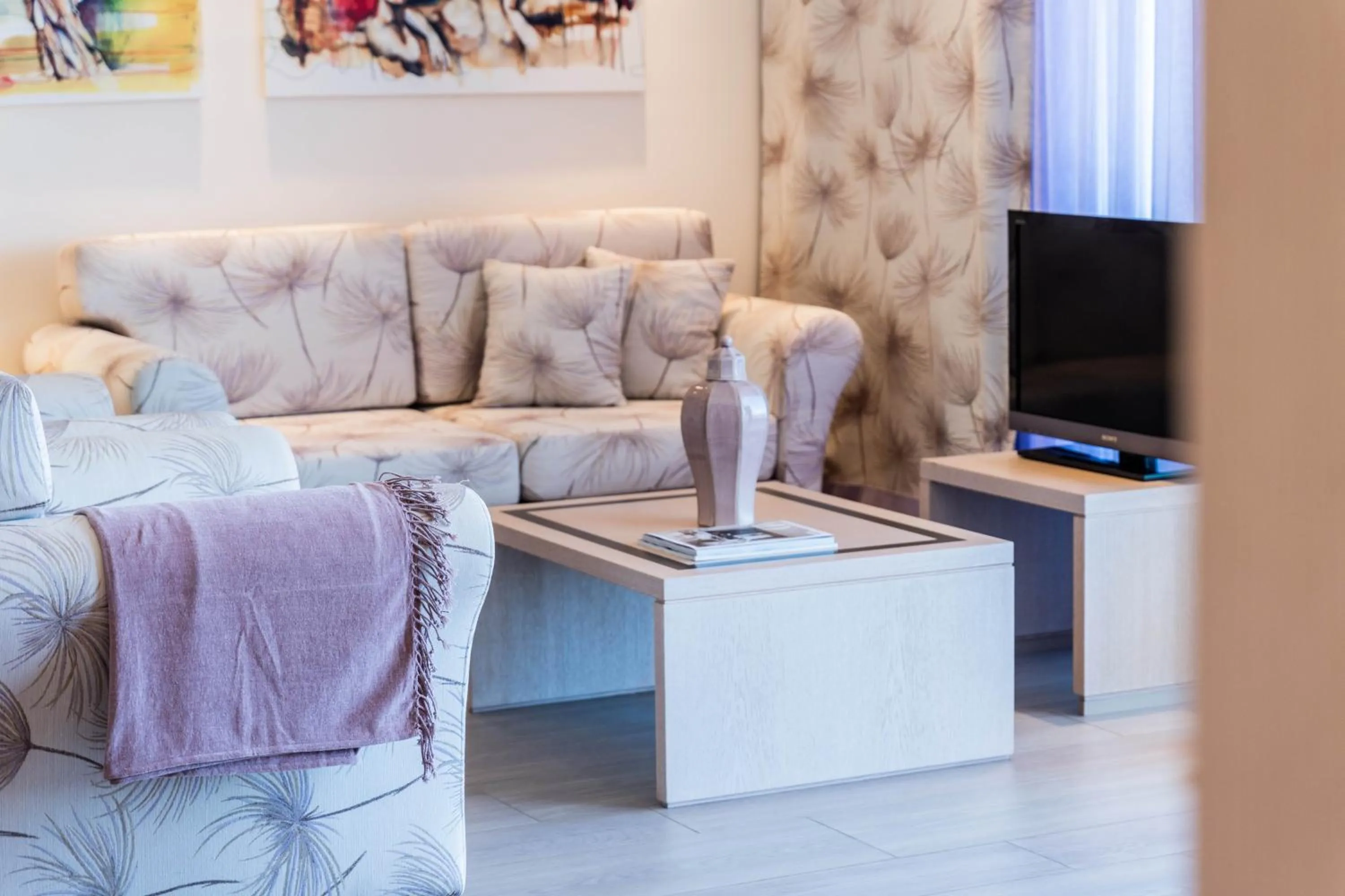 TV and multimedia in Princess Kyniska Suites