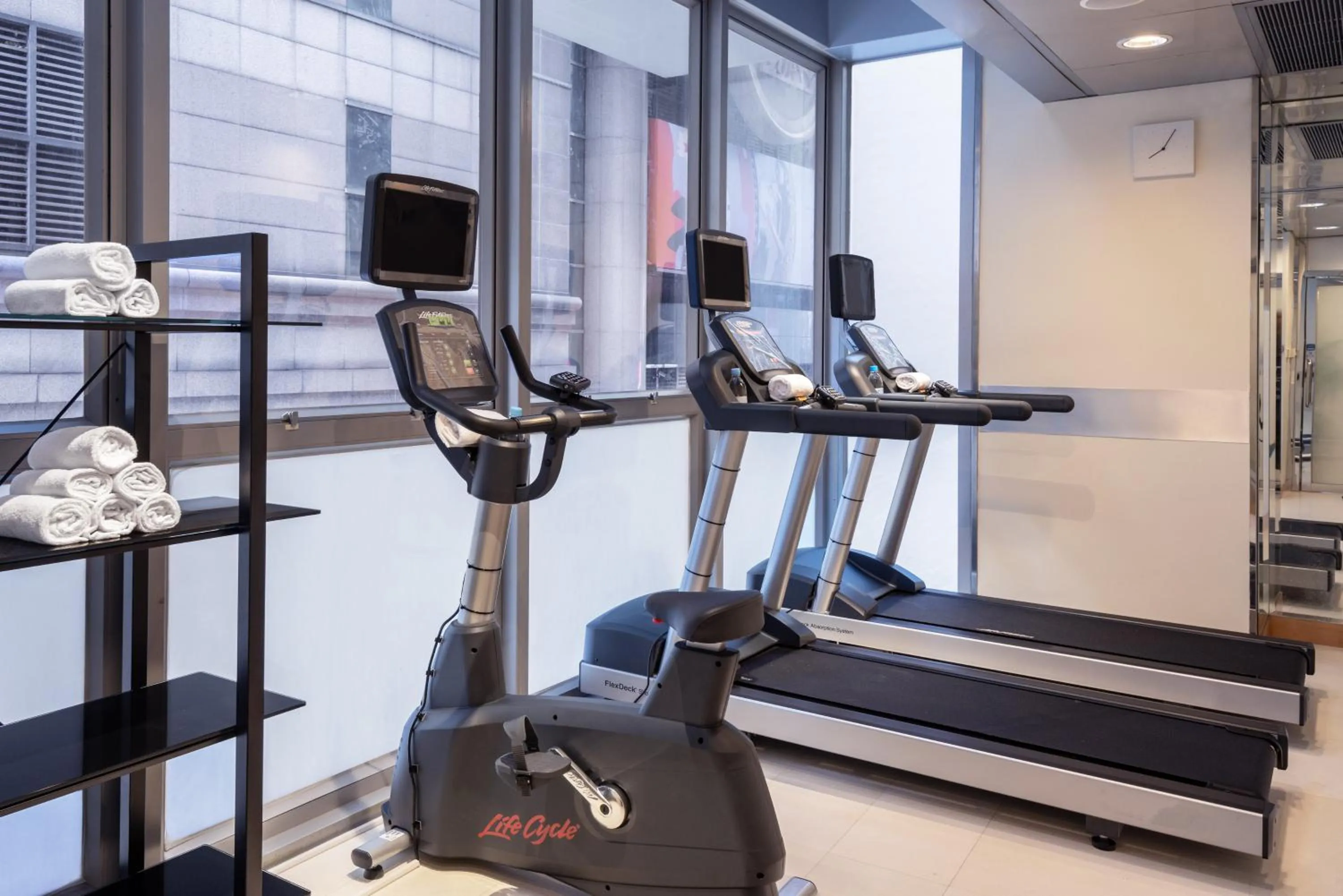 Fitness centre/facilities in Holiday Inn Express Hong Kong Causeway Bay, an IHG Hotel