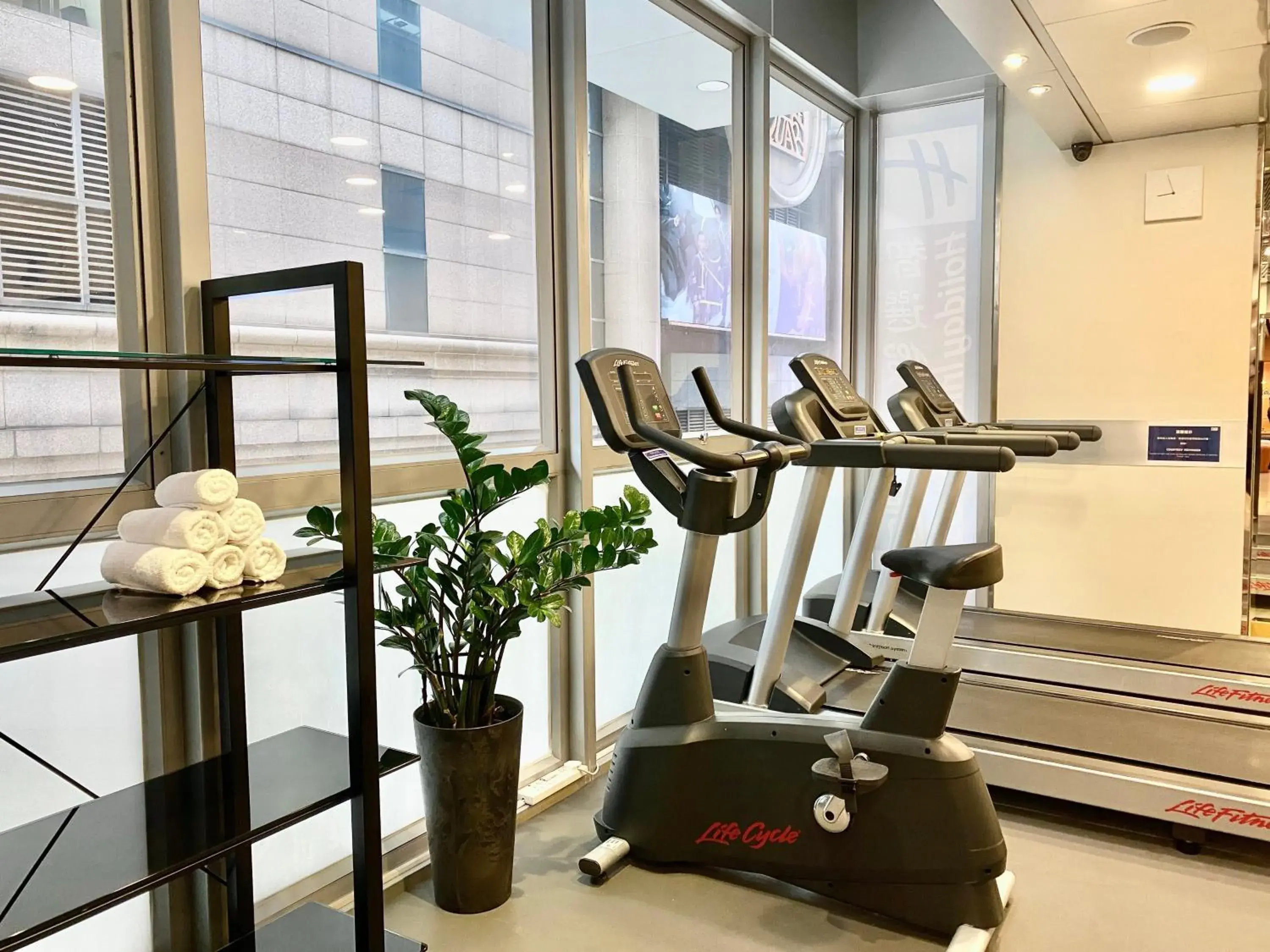 Fitness centre/facilities in Holiday Inn Express Hong Kong Causeway Bay, an IHG Hotel Fitness centre/facilities in Holiday Inn Express Hong Kong Causeway Bay, an IHG Hotel