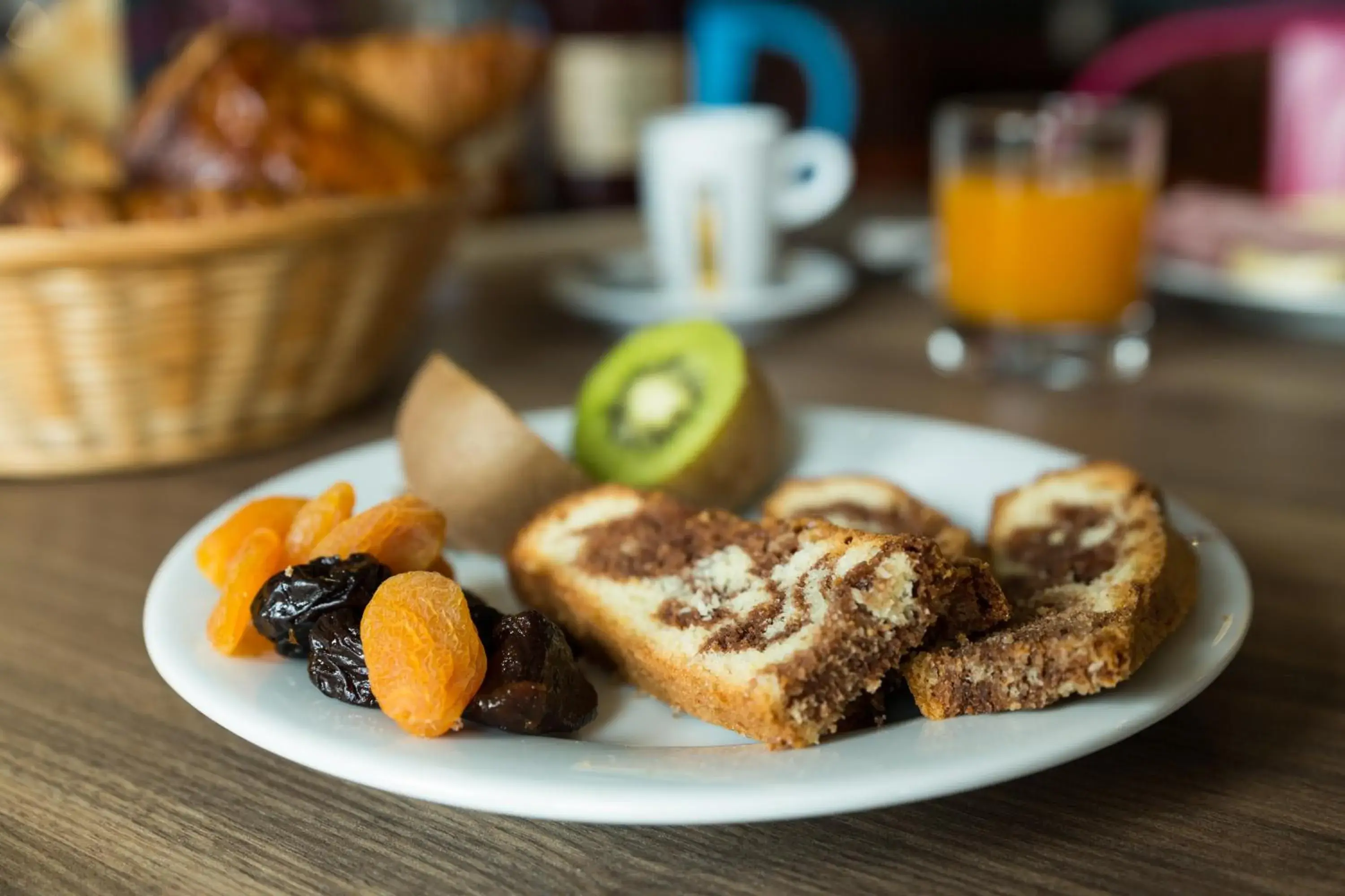 Breakfast in The Originals Access, Hôtel Clermont-Ferrand Nord Breakfast in The Originals Access, Hôtel Clermont-Ferrand Nord