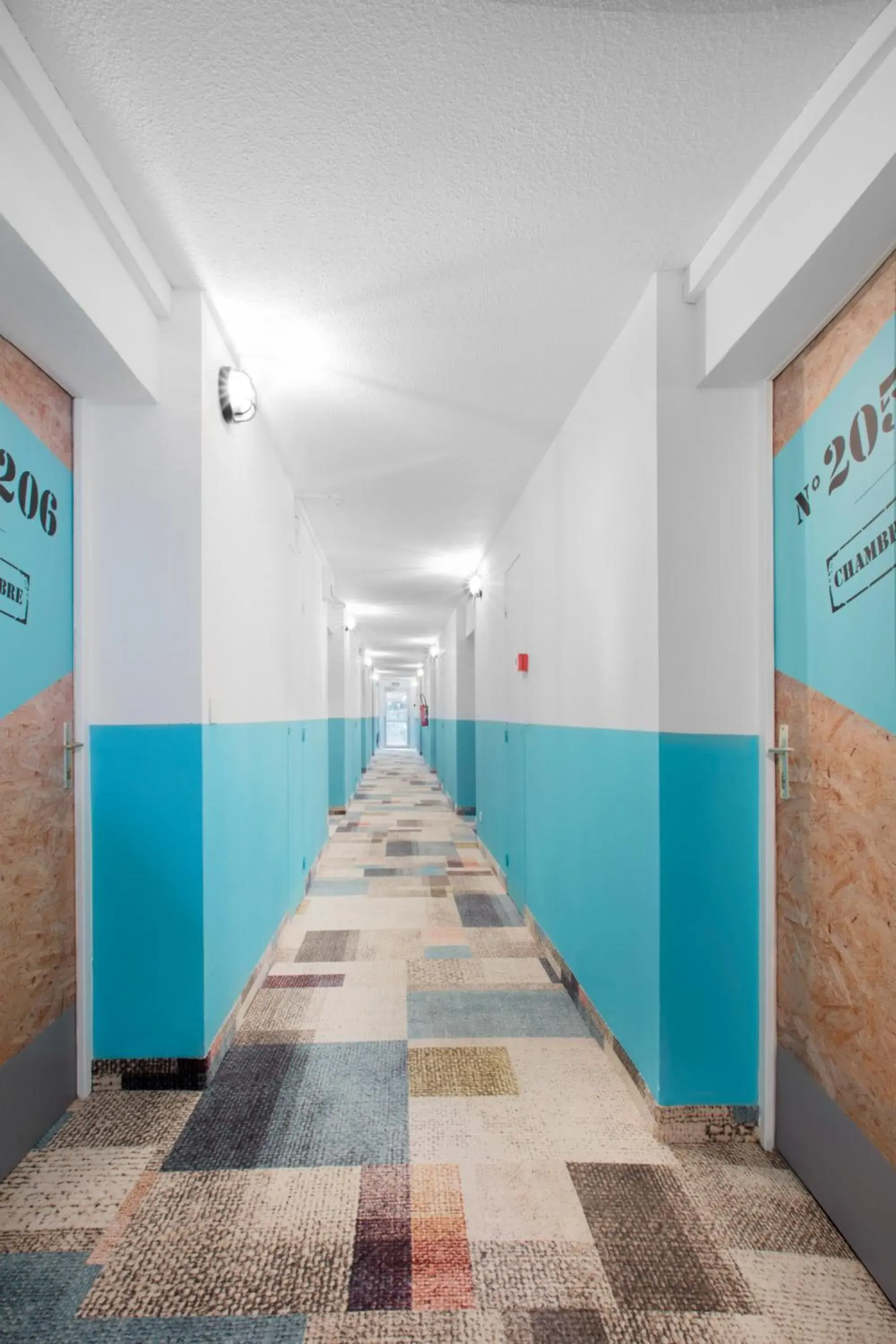 Property building in The Originals Access, Hôtel Clermont-Ferrand Nord Property building in The Originals Access, Hôtel Clermont-Ferrand Nord