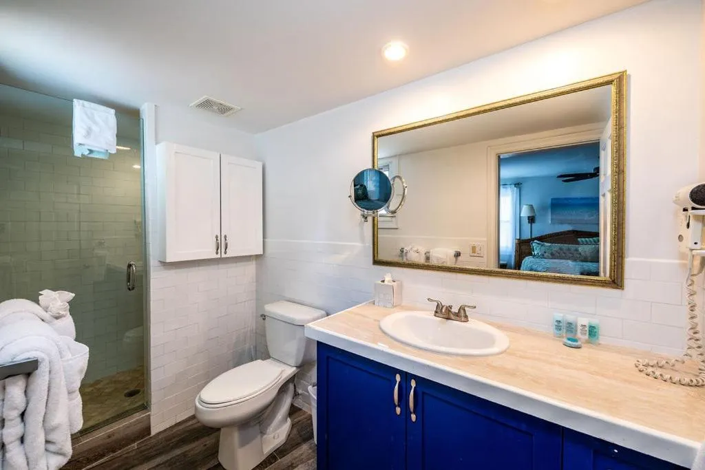 Bathroom in Coral Gardens on Grace Bay