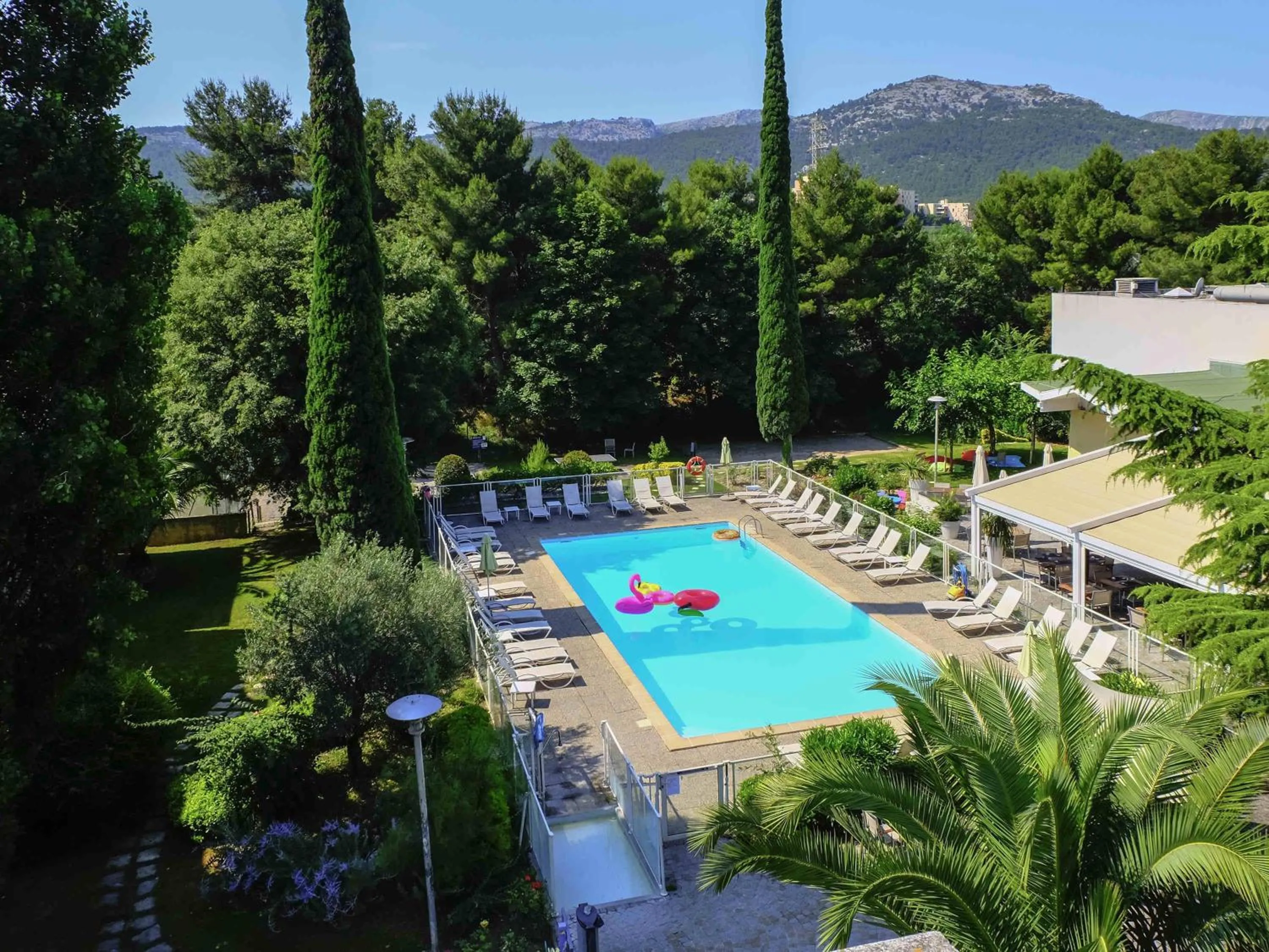 Property building in Novotel Marseille Est Porte d'Aubagne