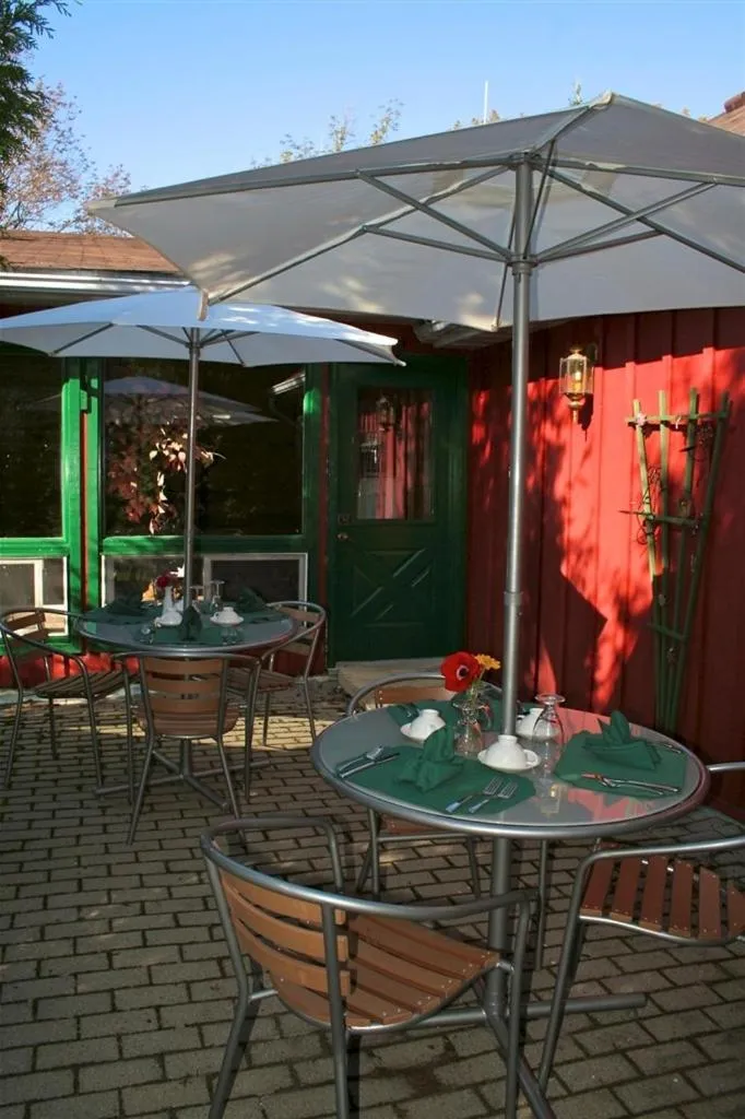 Patio in Pretty River Valley Country Inn