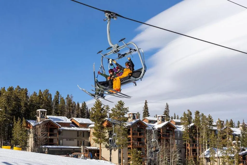 Skiwatch 102
