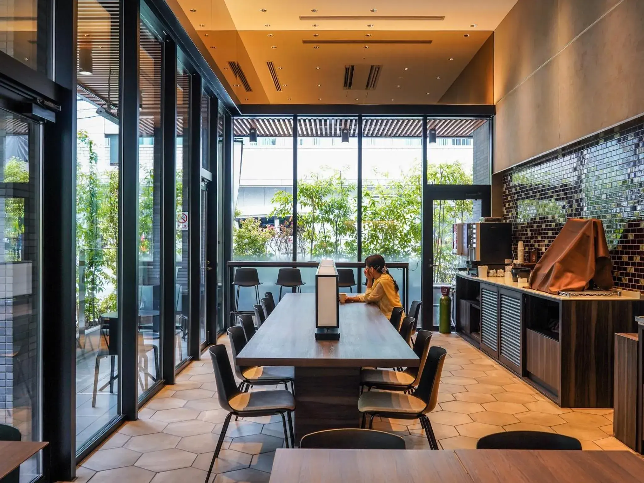 Lounge or bar in ibis Styles Tokyo Ginza East Lounge or bar in ibis Styles Tokyo Ginza East