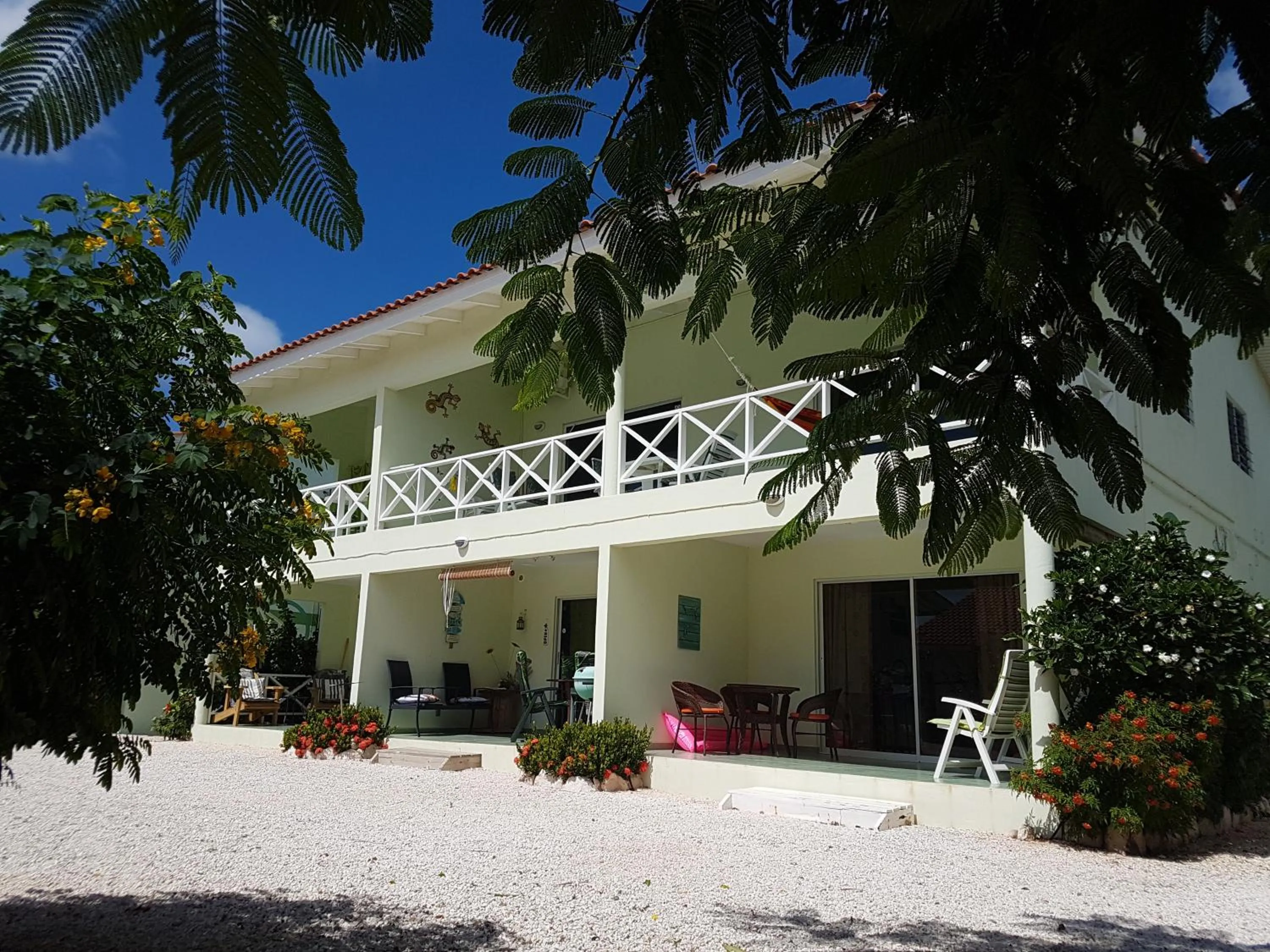 Property building in Heliemar