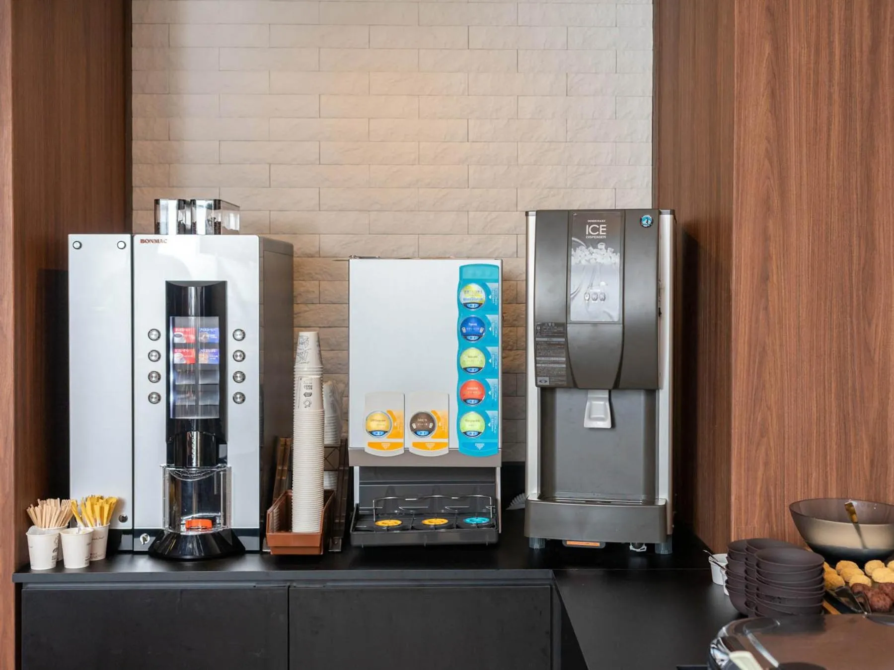 Buffet breakfast in Super Hotel Premier Shimonoseki