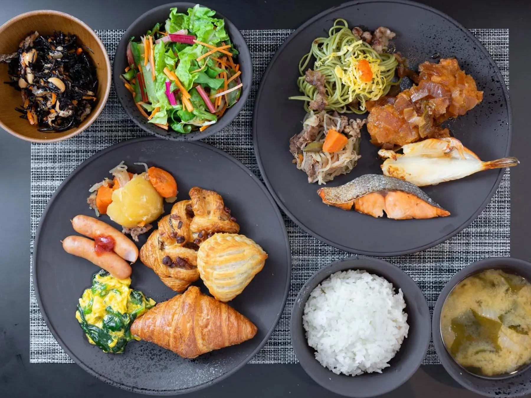 Buffet breakfast in Super Hotel Premier Shimonoseki Buffet breakfast in Super Hotel Premier Shimonoseki