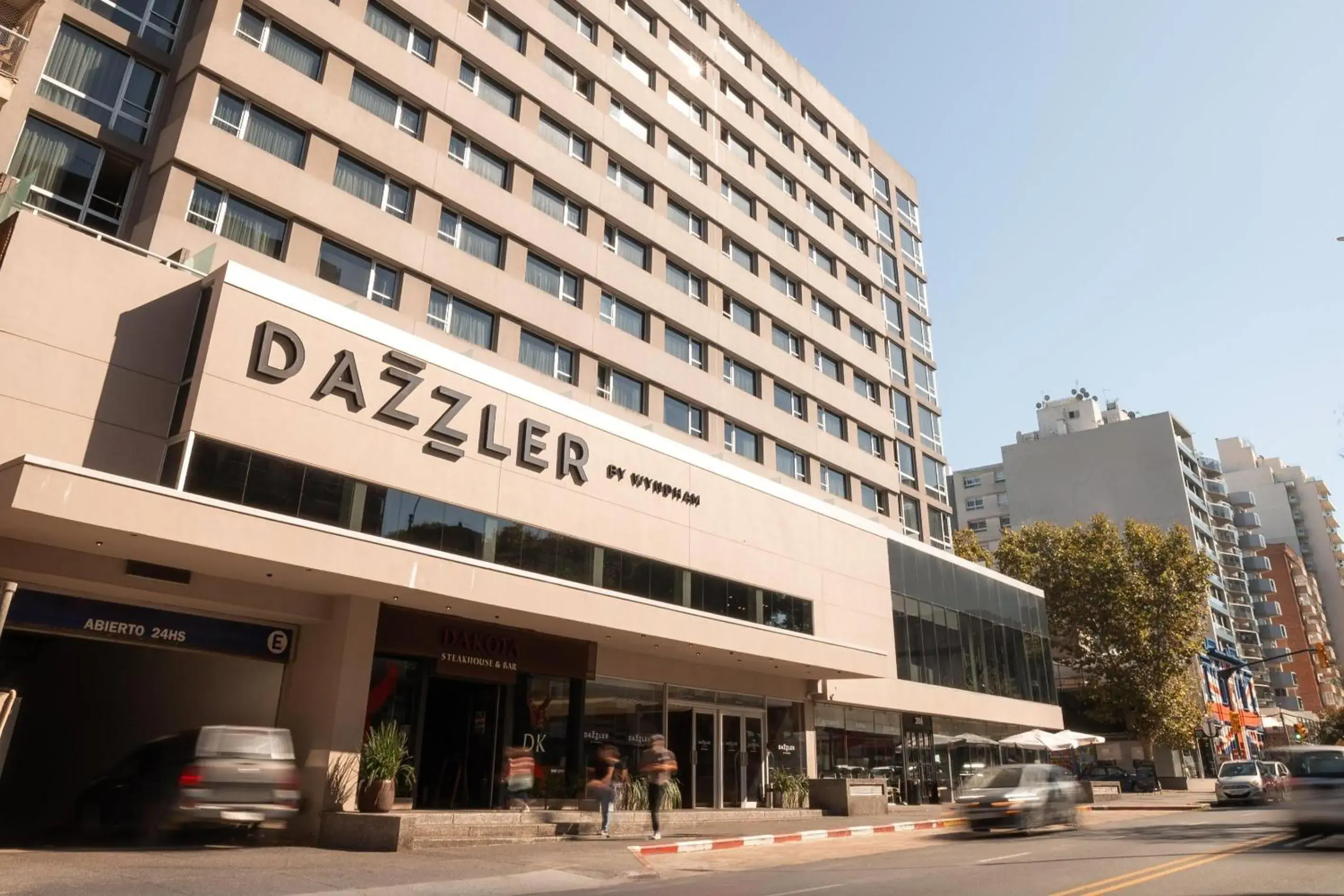Property building in Dazzler by Wyndham Montevideo Property building in Dazzler by Wyndham Montevideo