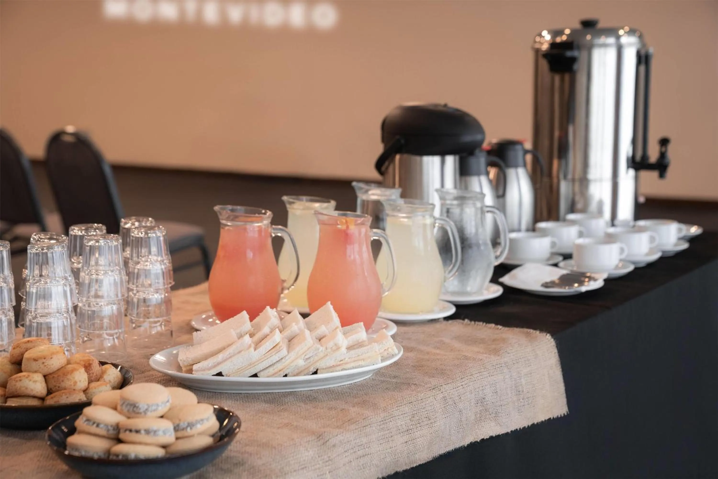 Meeting/conference room in Dazzler by Wyndham Montevideo