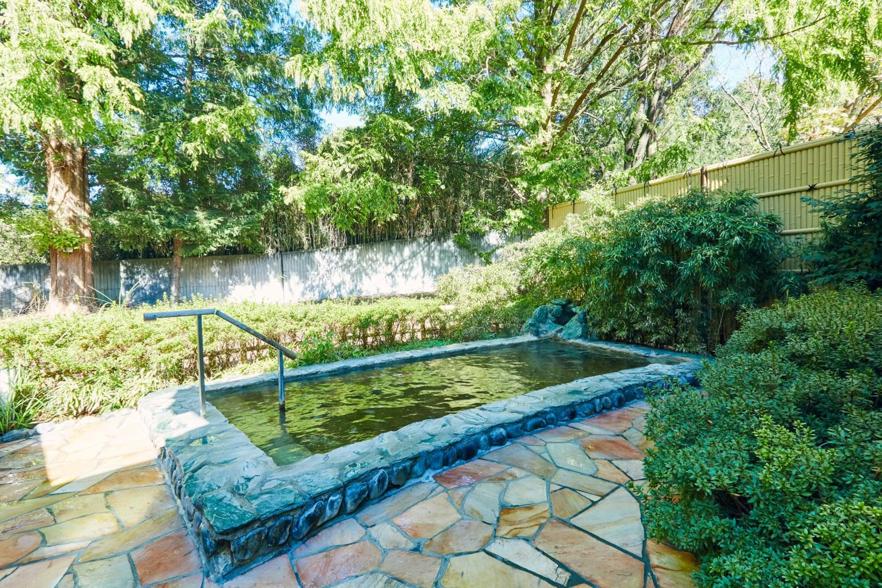 Hot Spring Bath in KAMENOI HOTEL Kitsuregawa