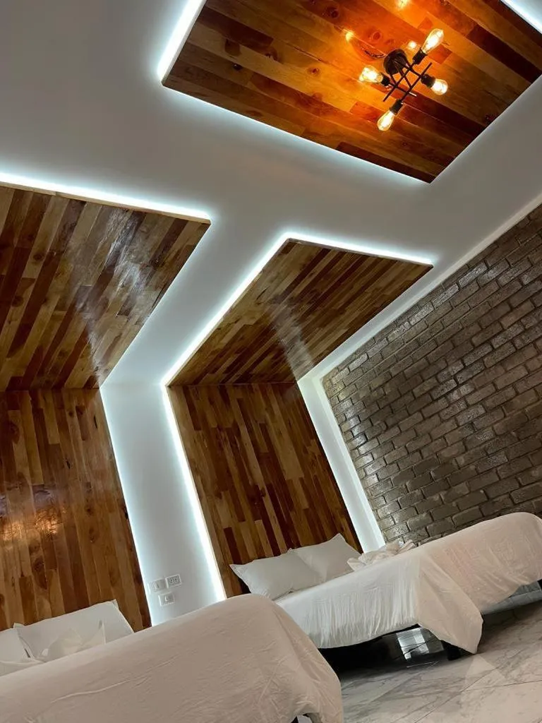 TARAMURI HOTEL & TOURS