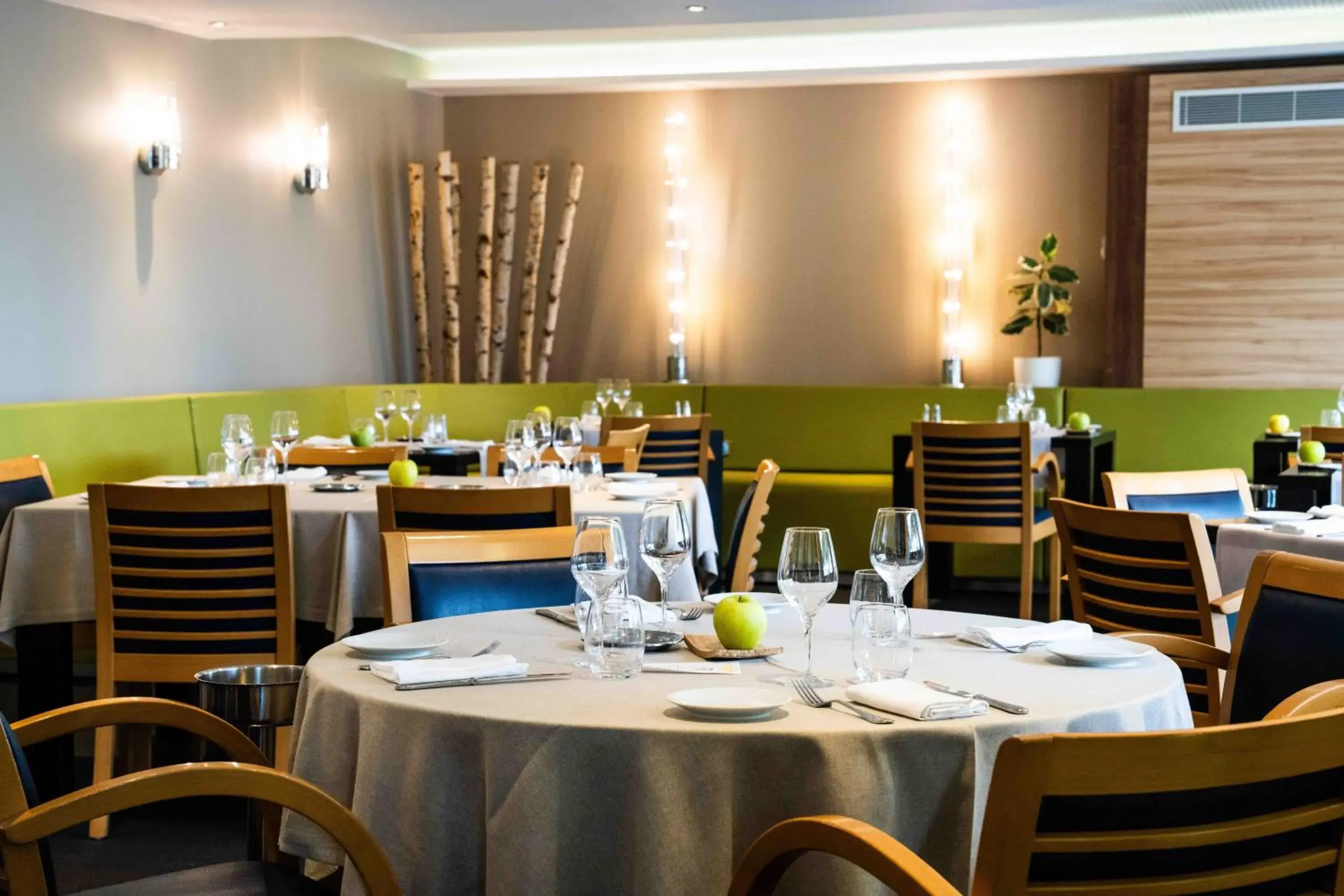 Restaurant/places to eat in Hotel Logis Lacotel Restaurant/places to eat in Hotel Logis Lacotel