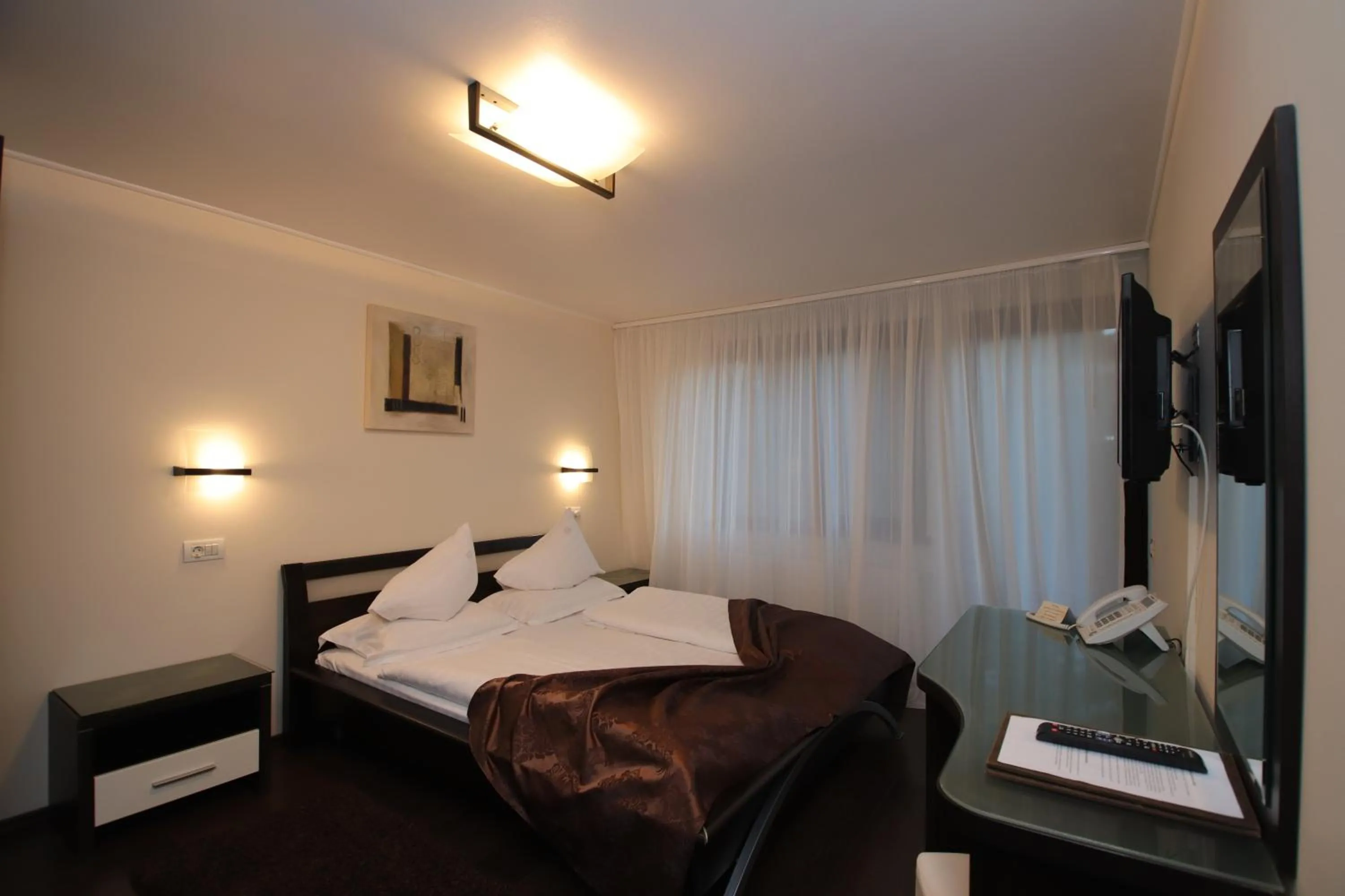 Villa 2 Double Room Floor 1 in Complex Cochet