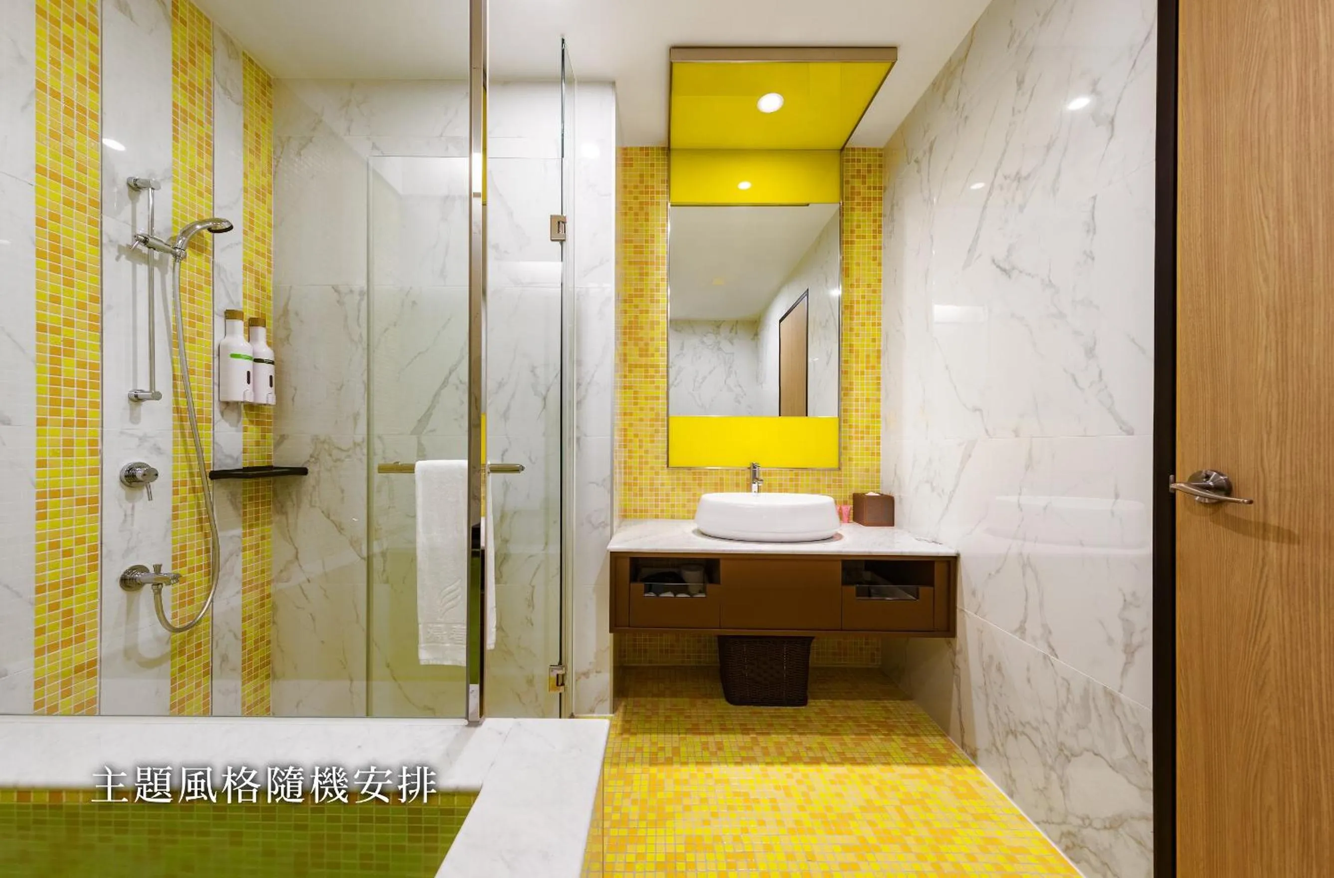 Bathroom, Bed in Chuang-tang Spring Spa Hotel