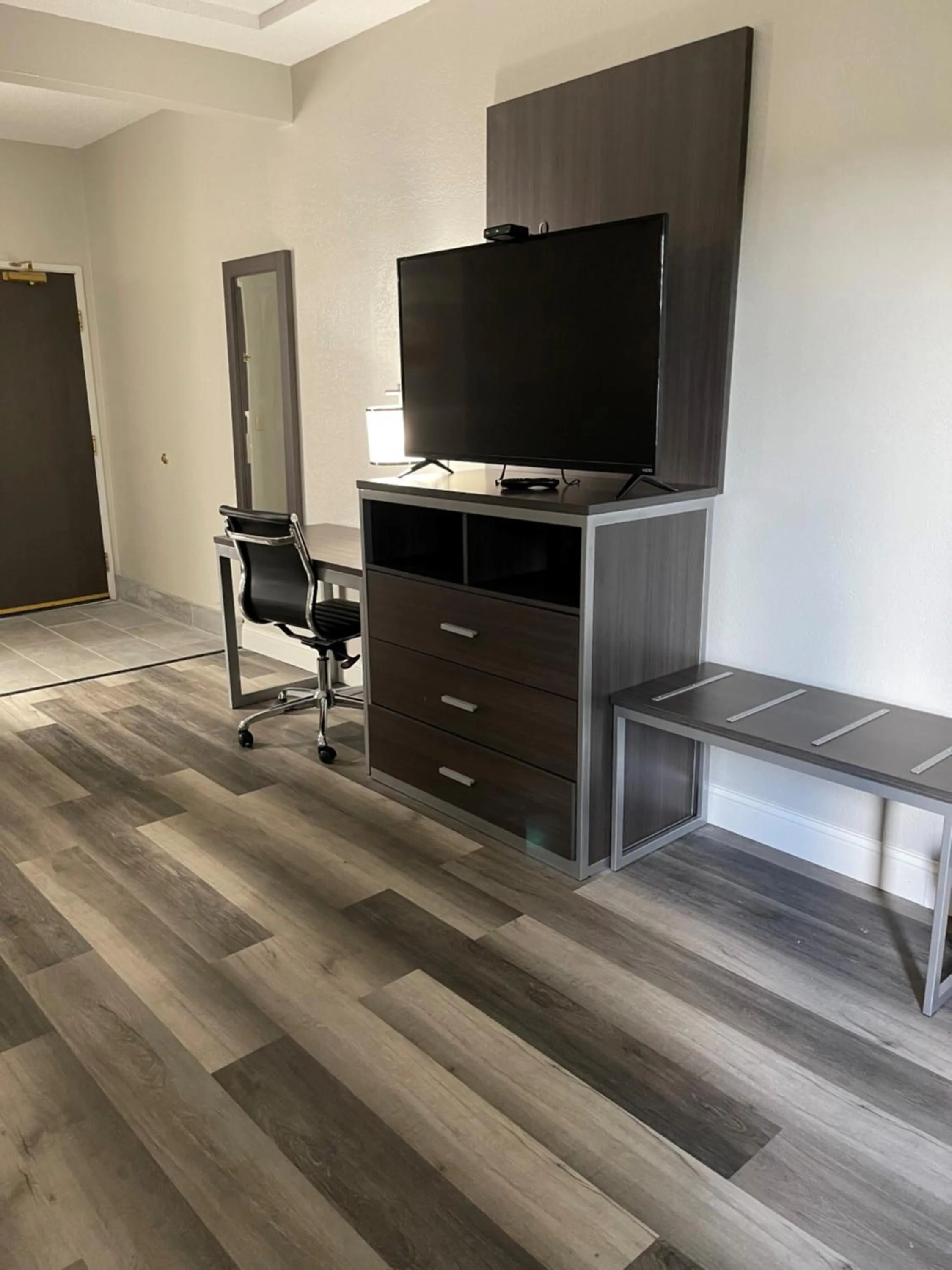 HomeTown Inn and Suites Belle Plaine