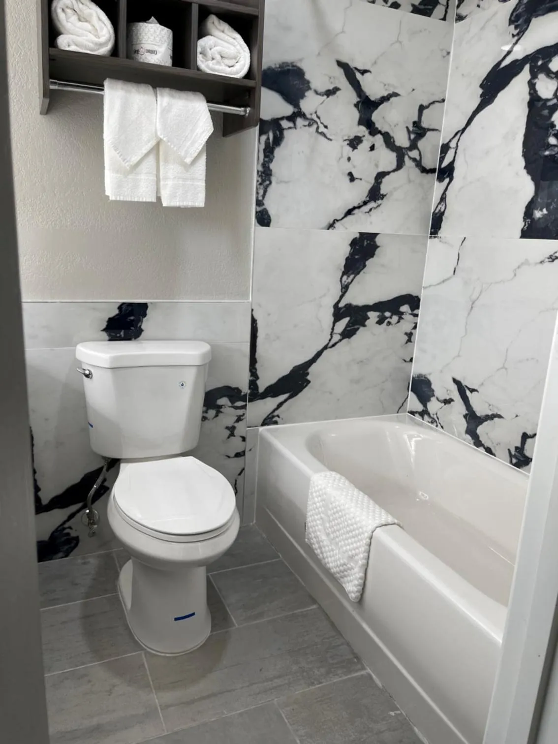 HomeTown Inn and Suites Belle Plaine