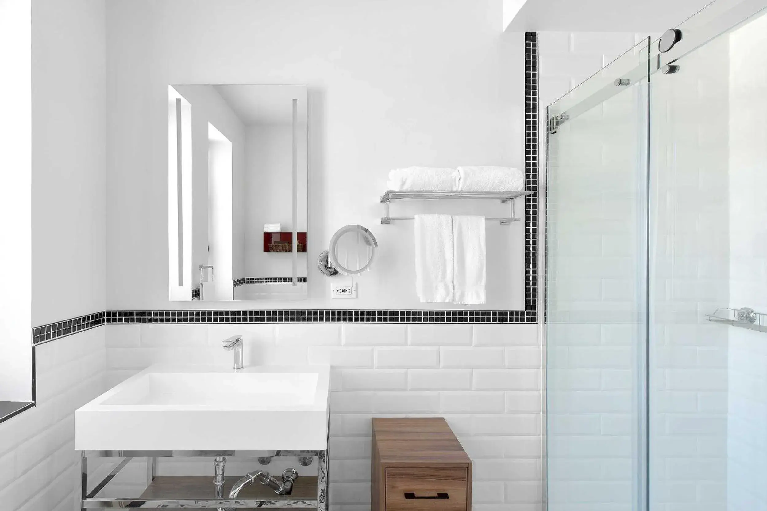 Bathroom in Hotel Bonaparte Bathroom in Hotel Bonaparte