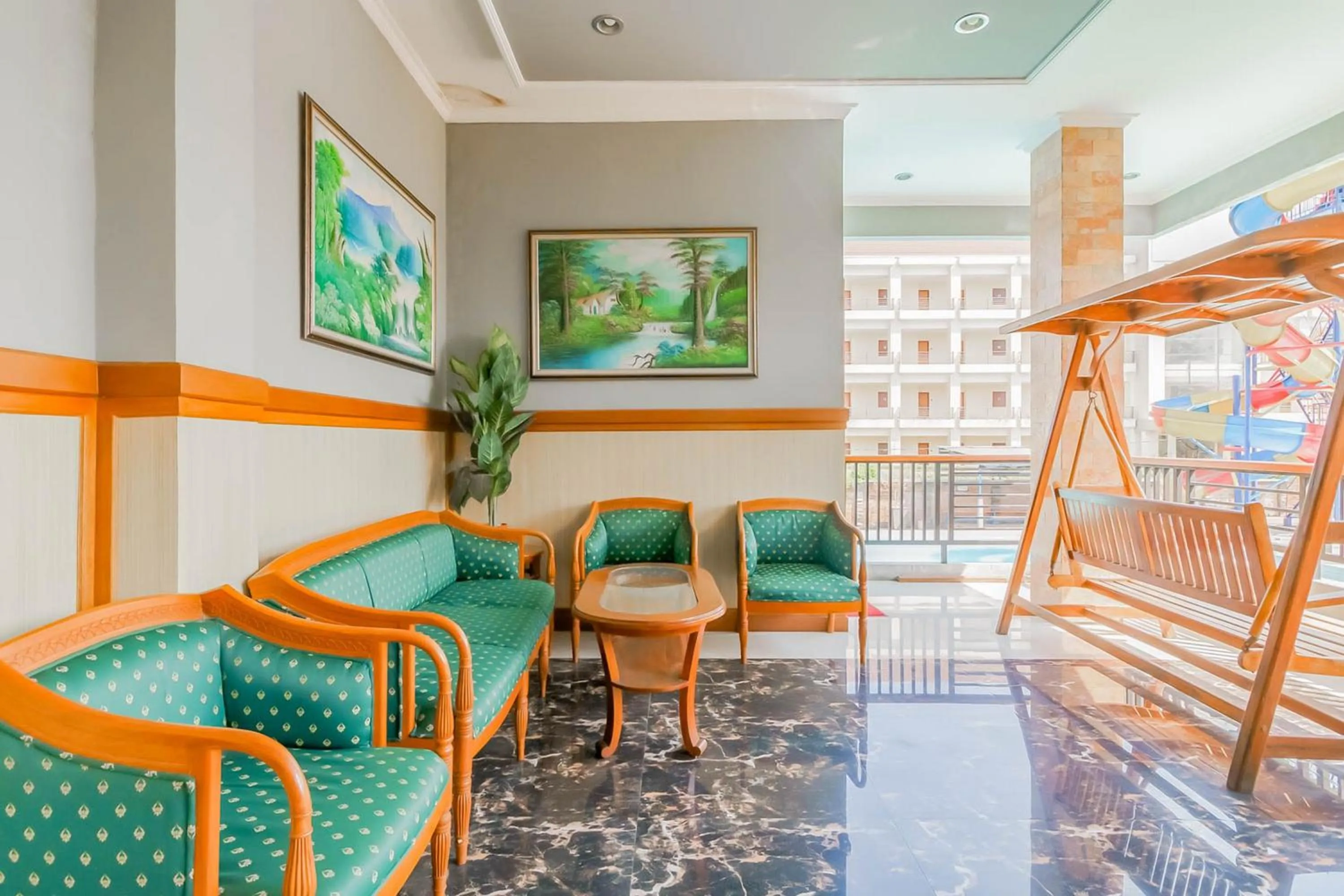 Seating area in RedDoorz Resort Premium @ Sangkan Hurip Kuningan