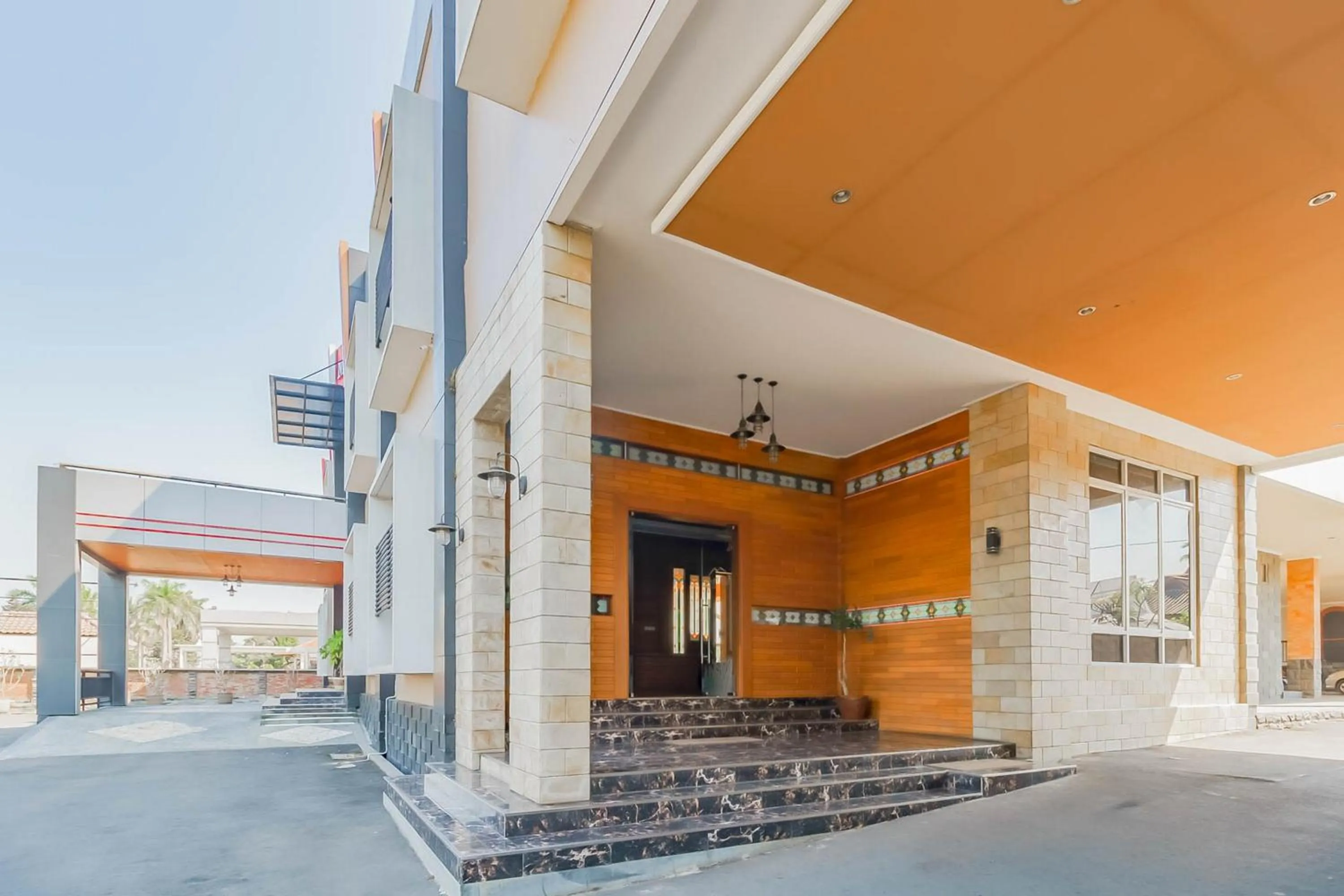 Property building in RedDoorz Resort Premium @ Sangkan Hurip Kuningan