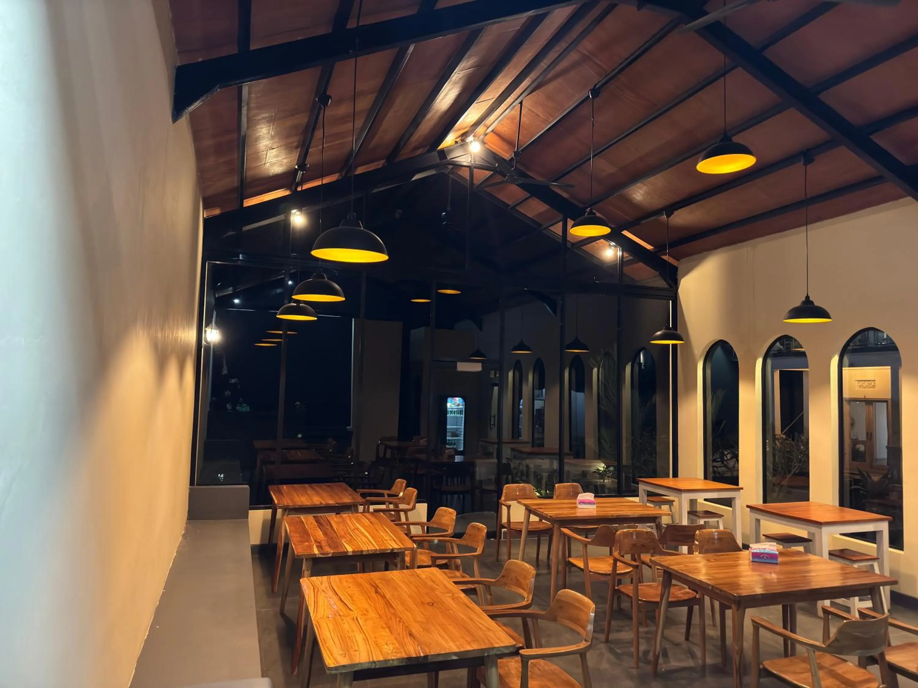 Restaurant/places to eat in Batur Pyramid Guesthouse