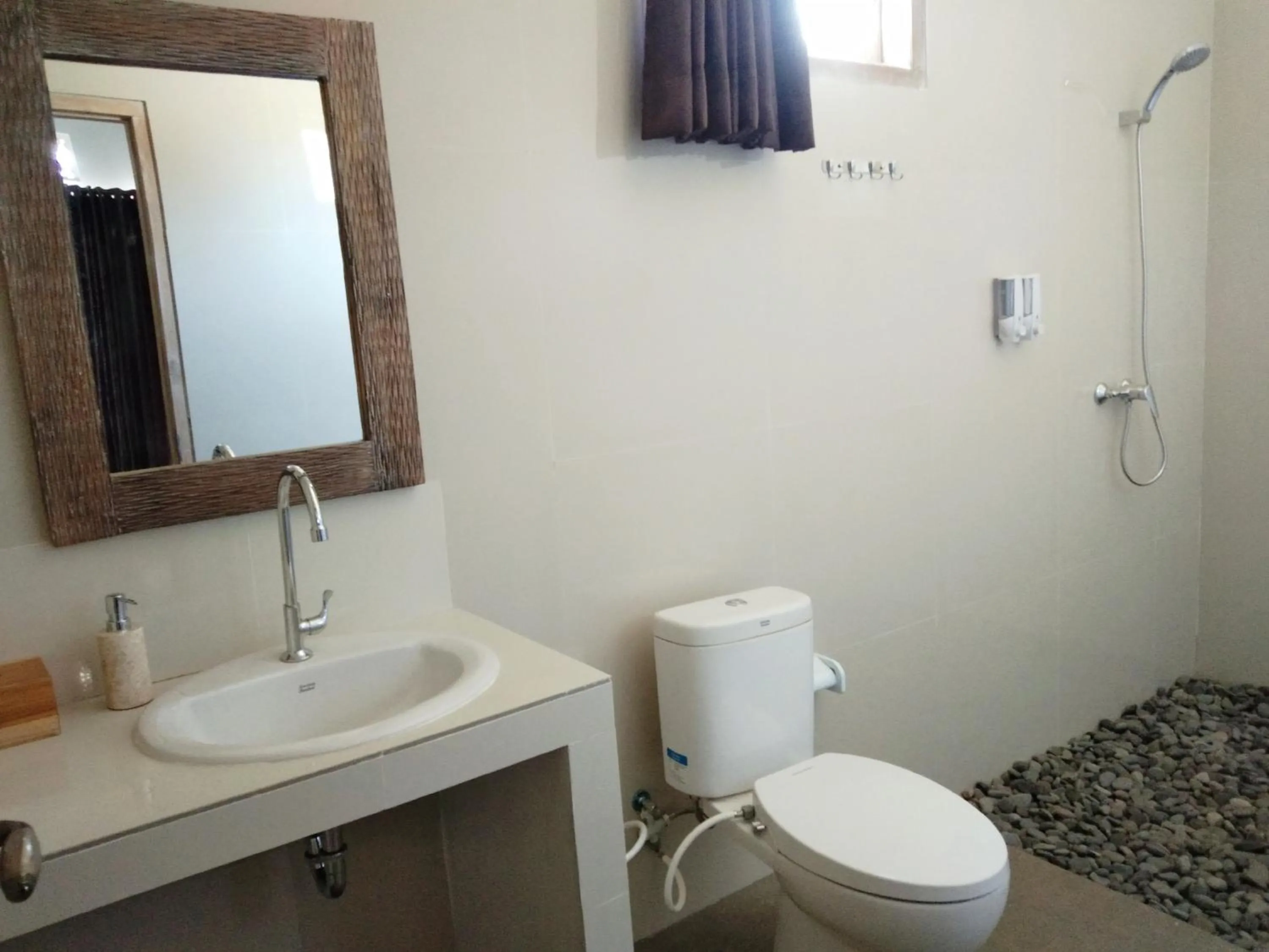 Bathroom in Batur Pyramid Guesthouse