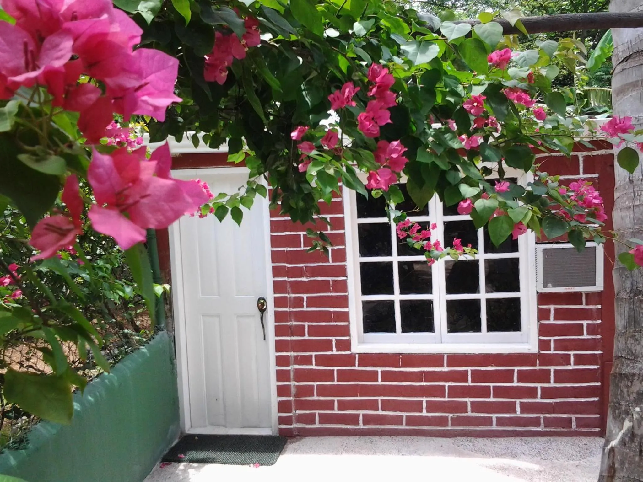 Facade/entrance in San Andres Ultd Inn RNT # 30017