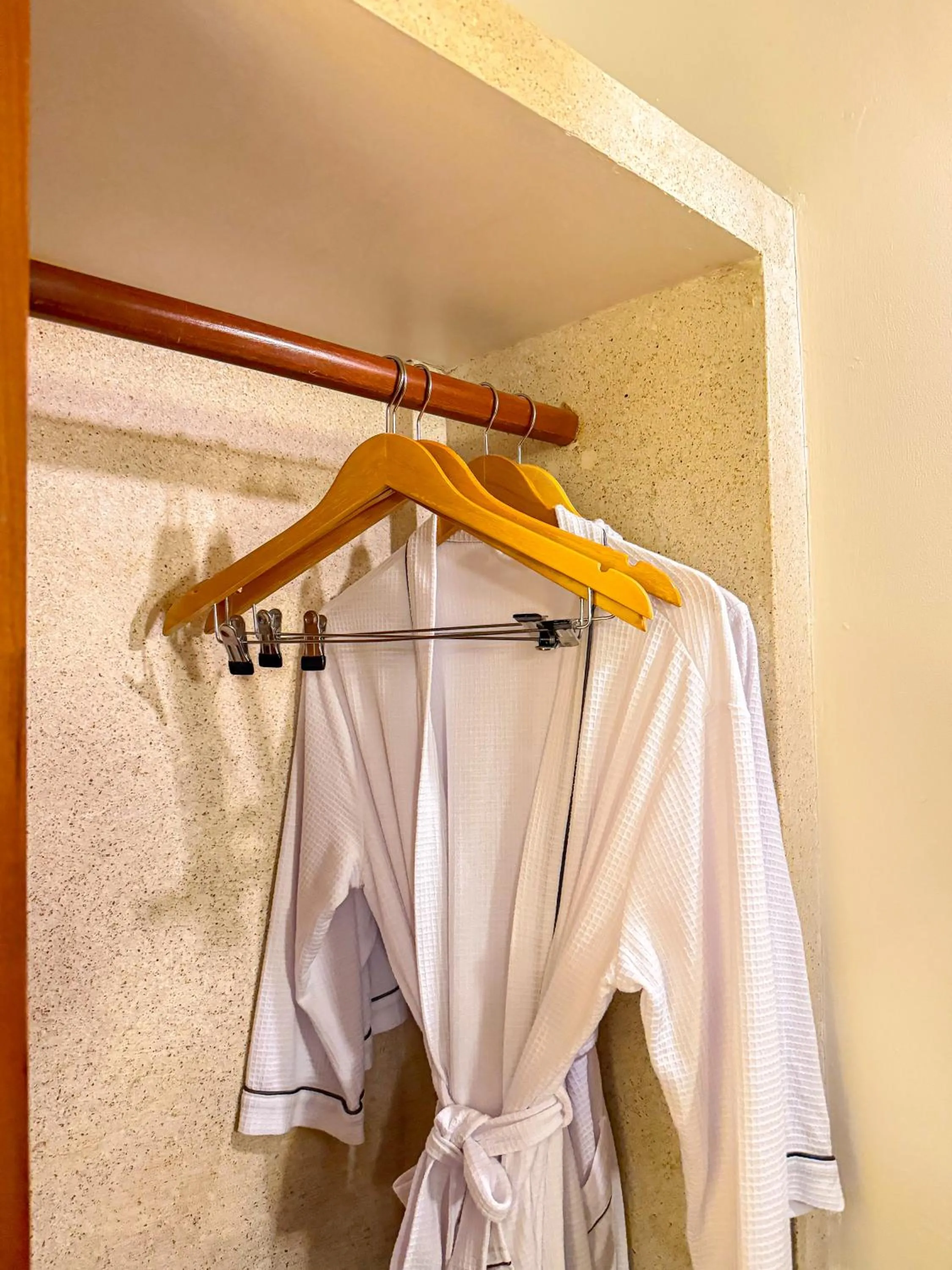 wardrobe in Baahu Villa