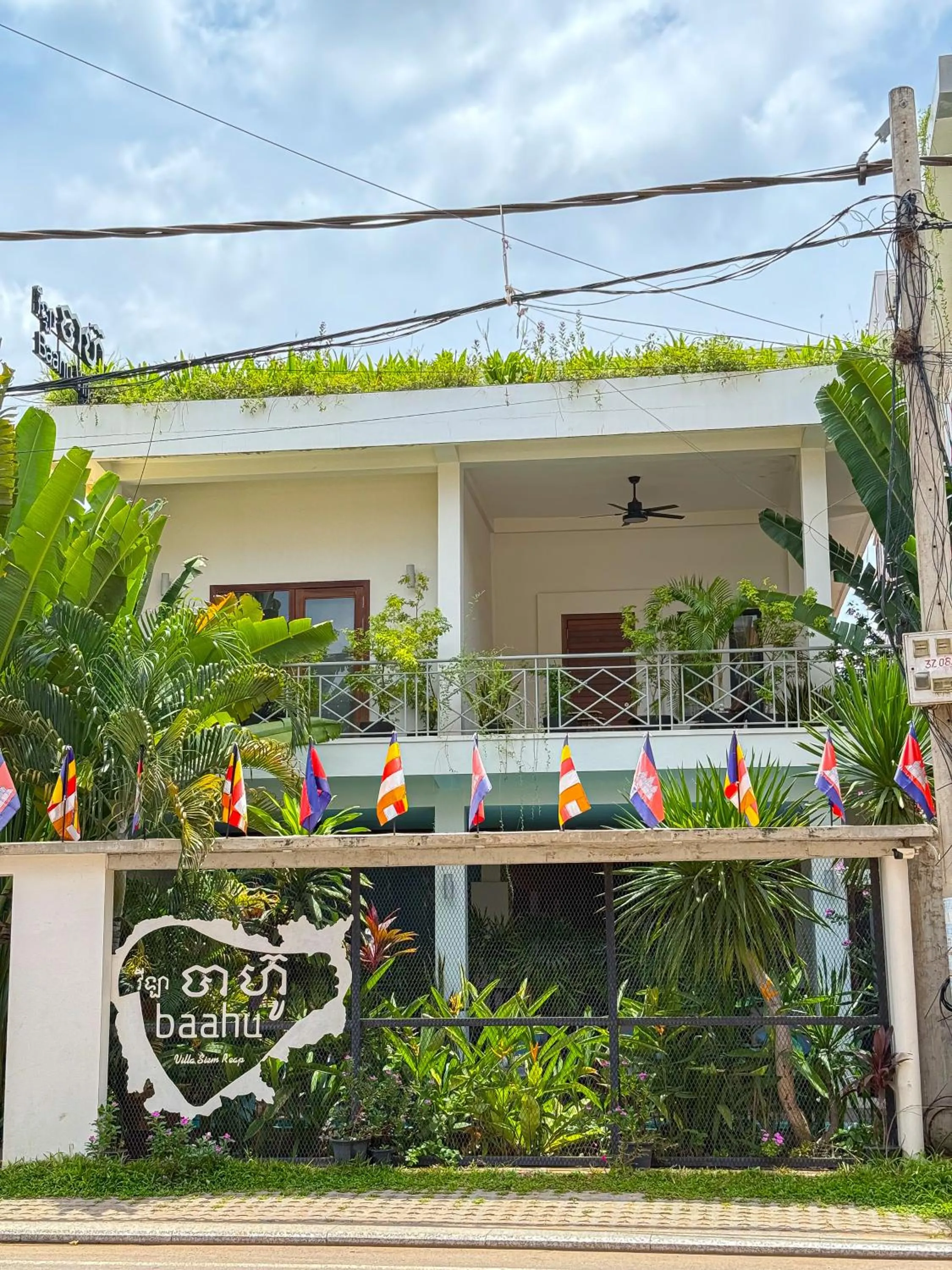 Property building in Baahu Villa