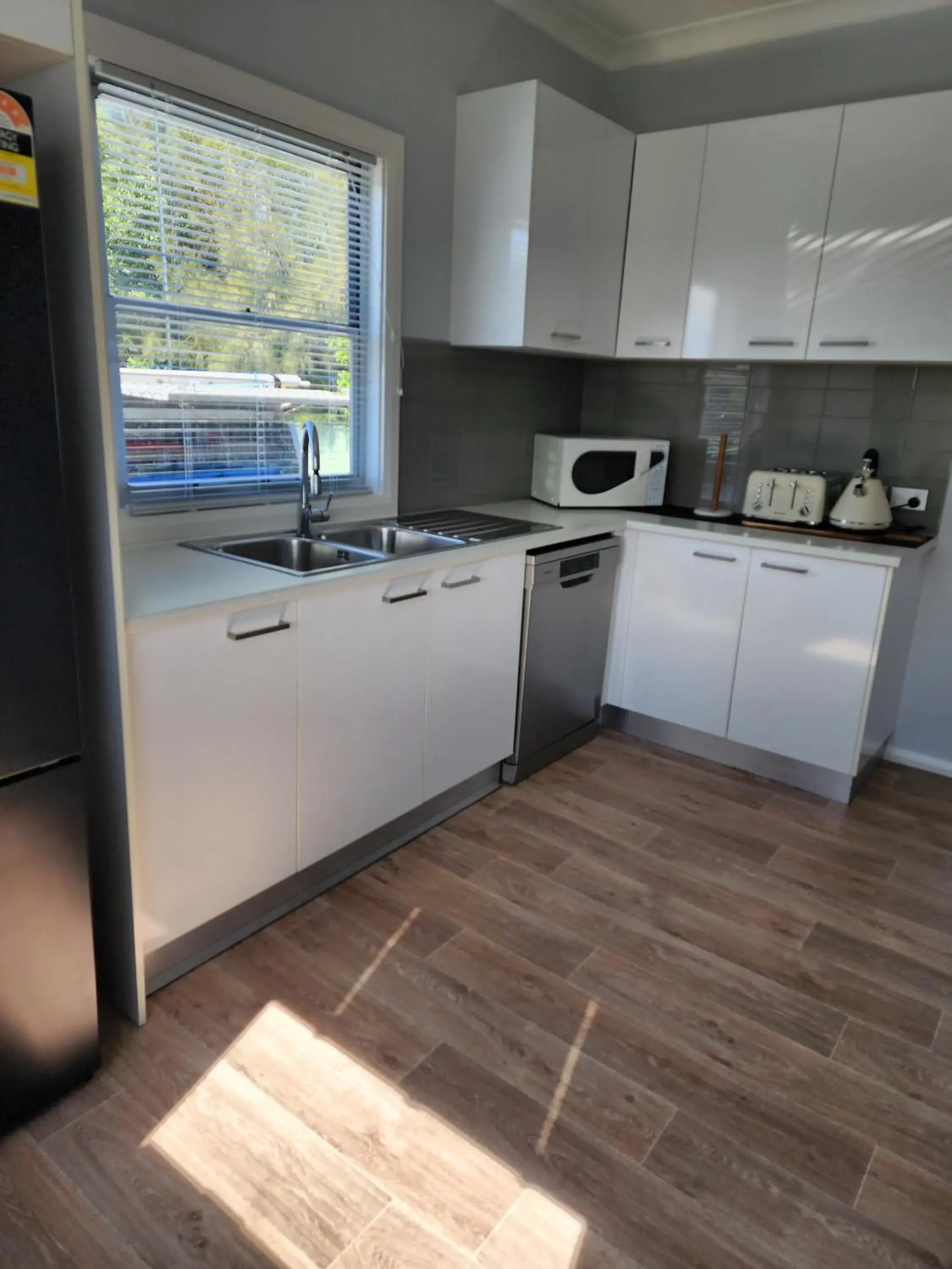 Three-Bedroom Apartment in Denman Motor Inn Three-Bedroom Apartment in Denman Motor Inn