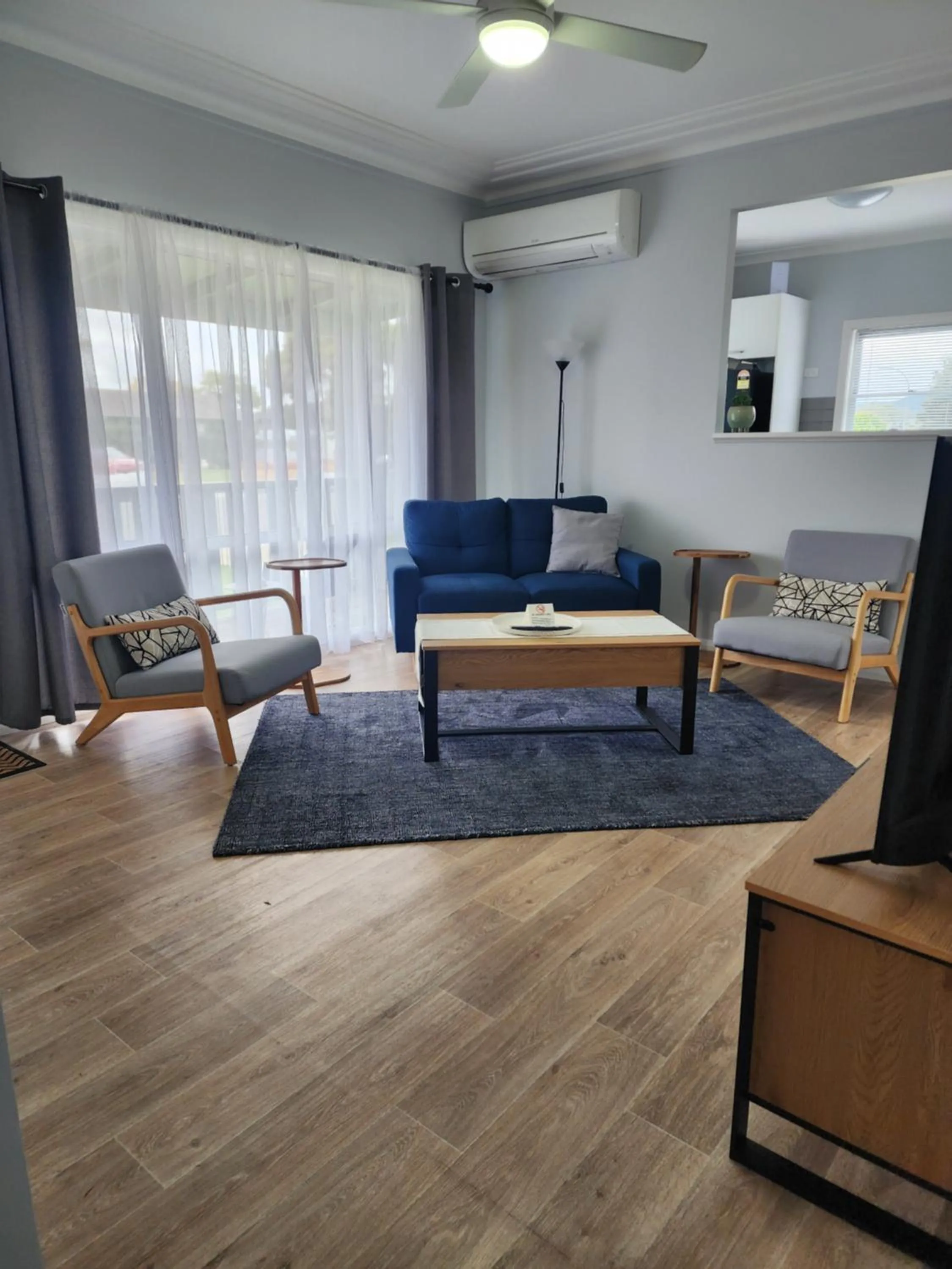 Living room in Denman Motor Inn