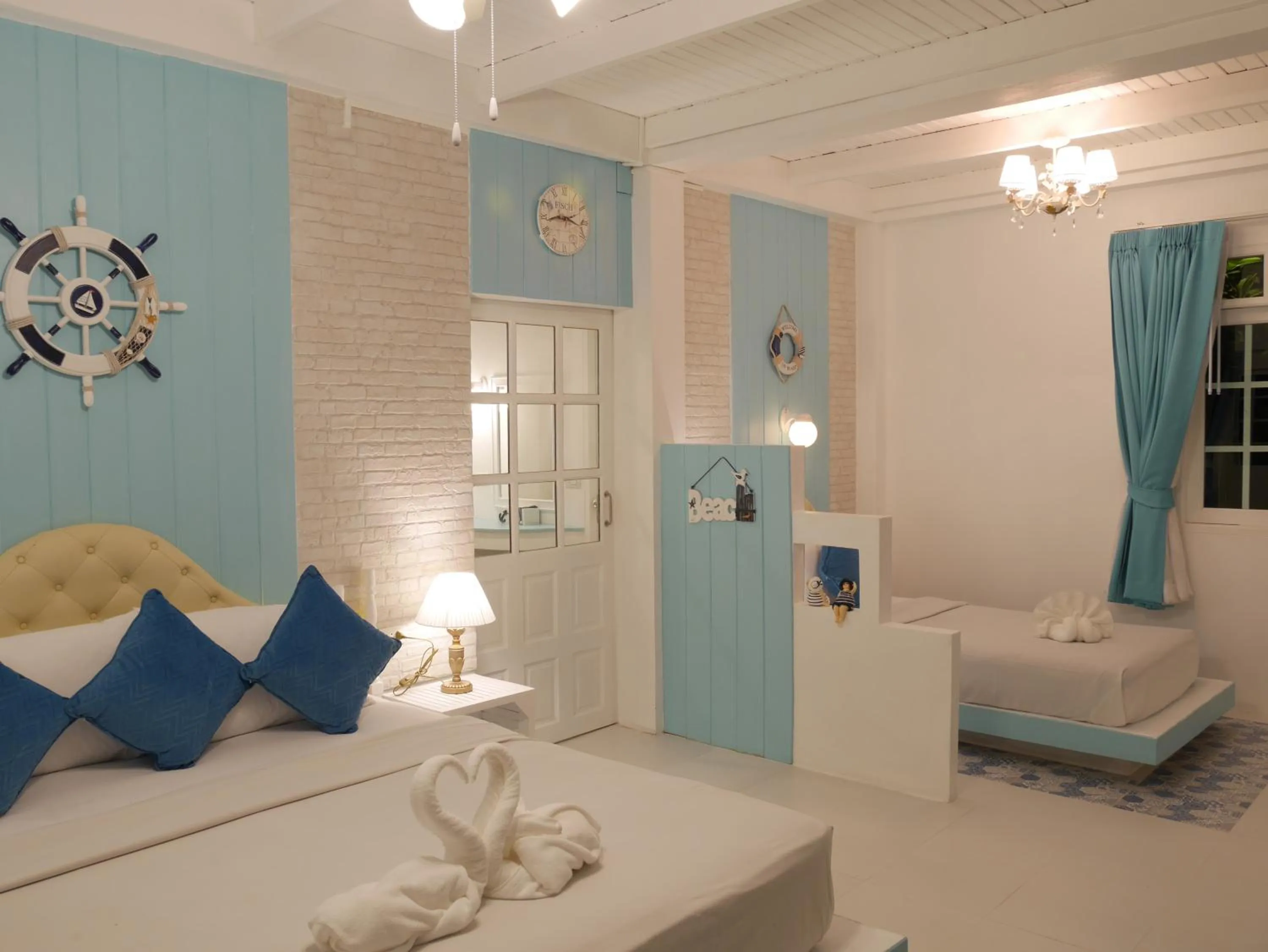 Bed in DD Hut Koh Tao