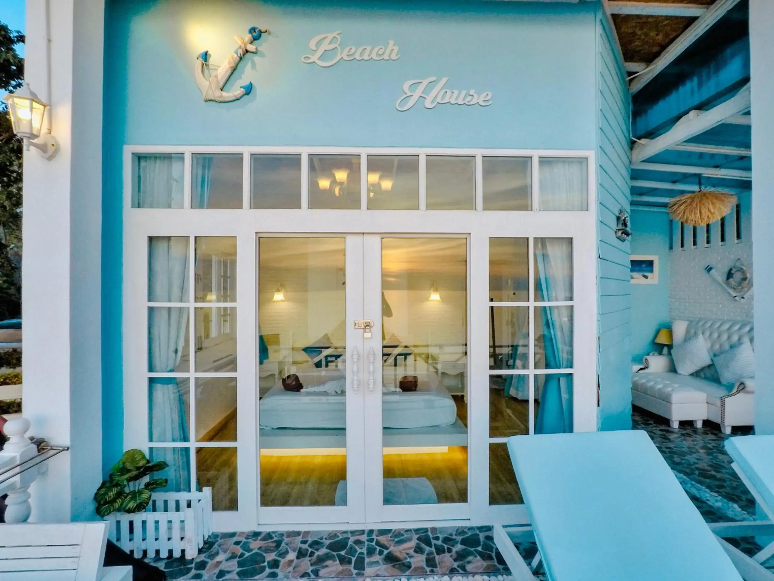 Photo of the whole room in DD Hut Koh Tao Photo of the whole room in DD Hut Koh Tao