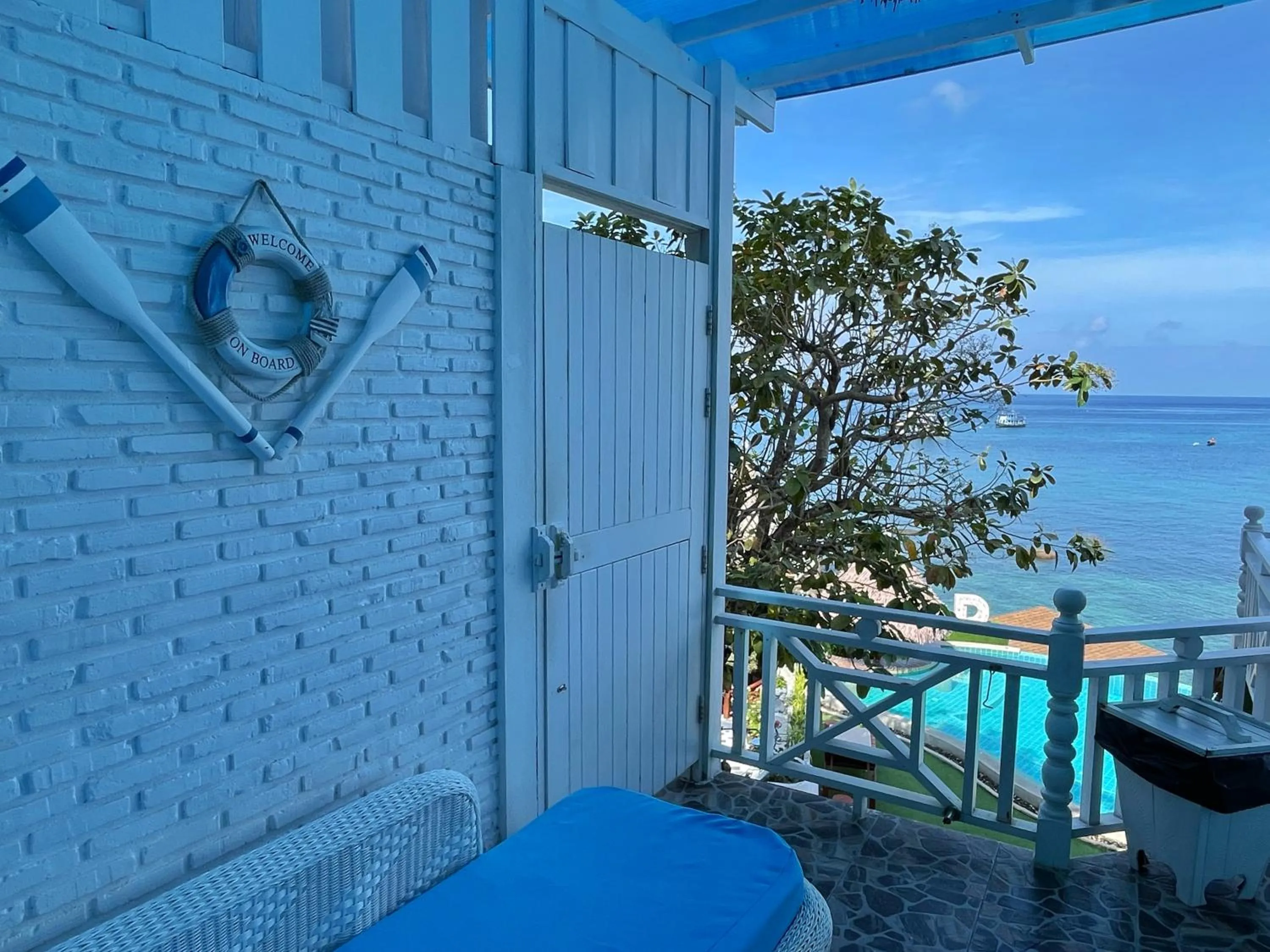 Seating area in DD Hut Koh Tao