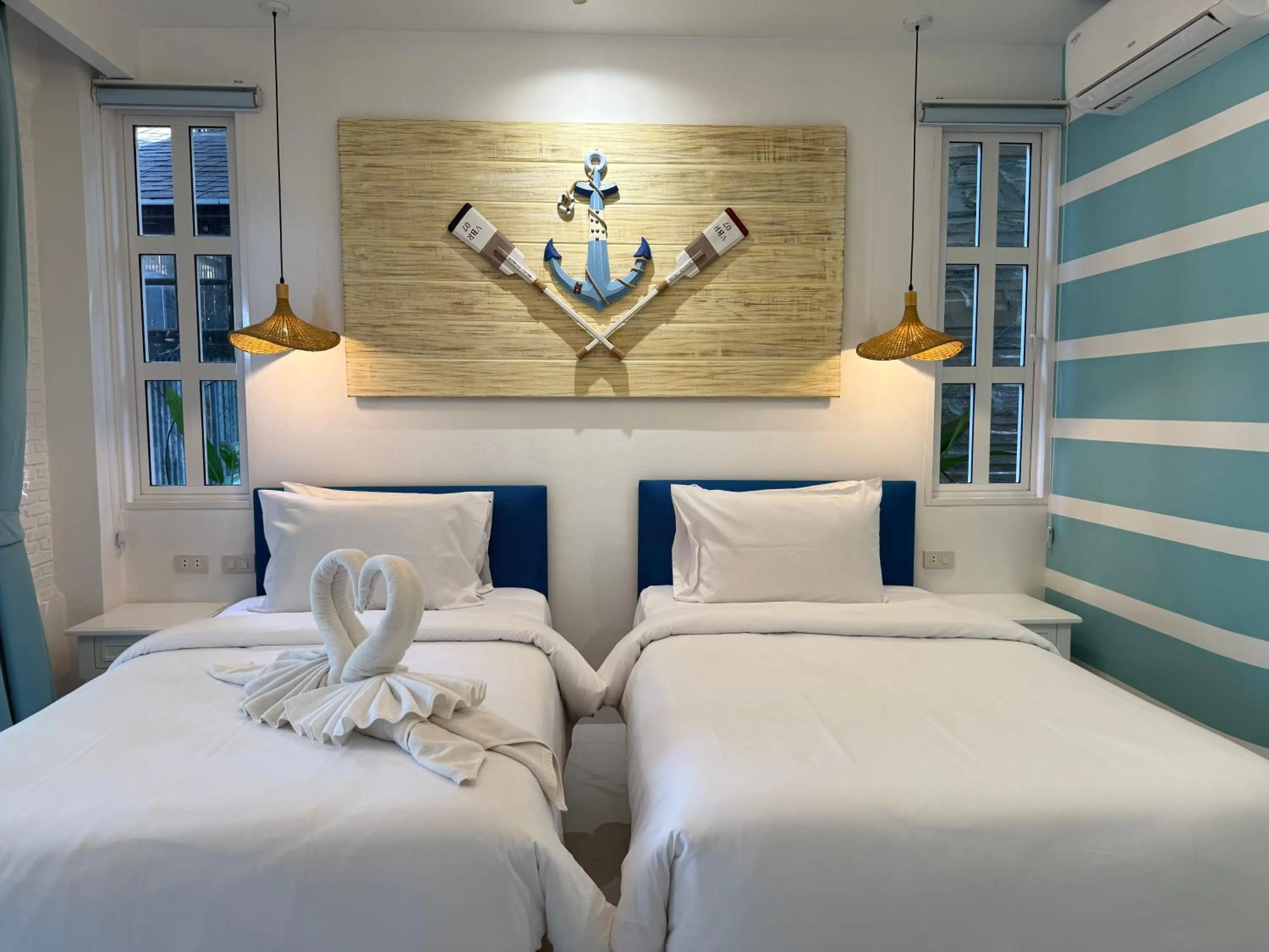 Bed in DD Hut Koh Tao