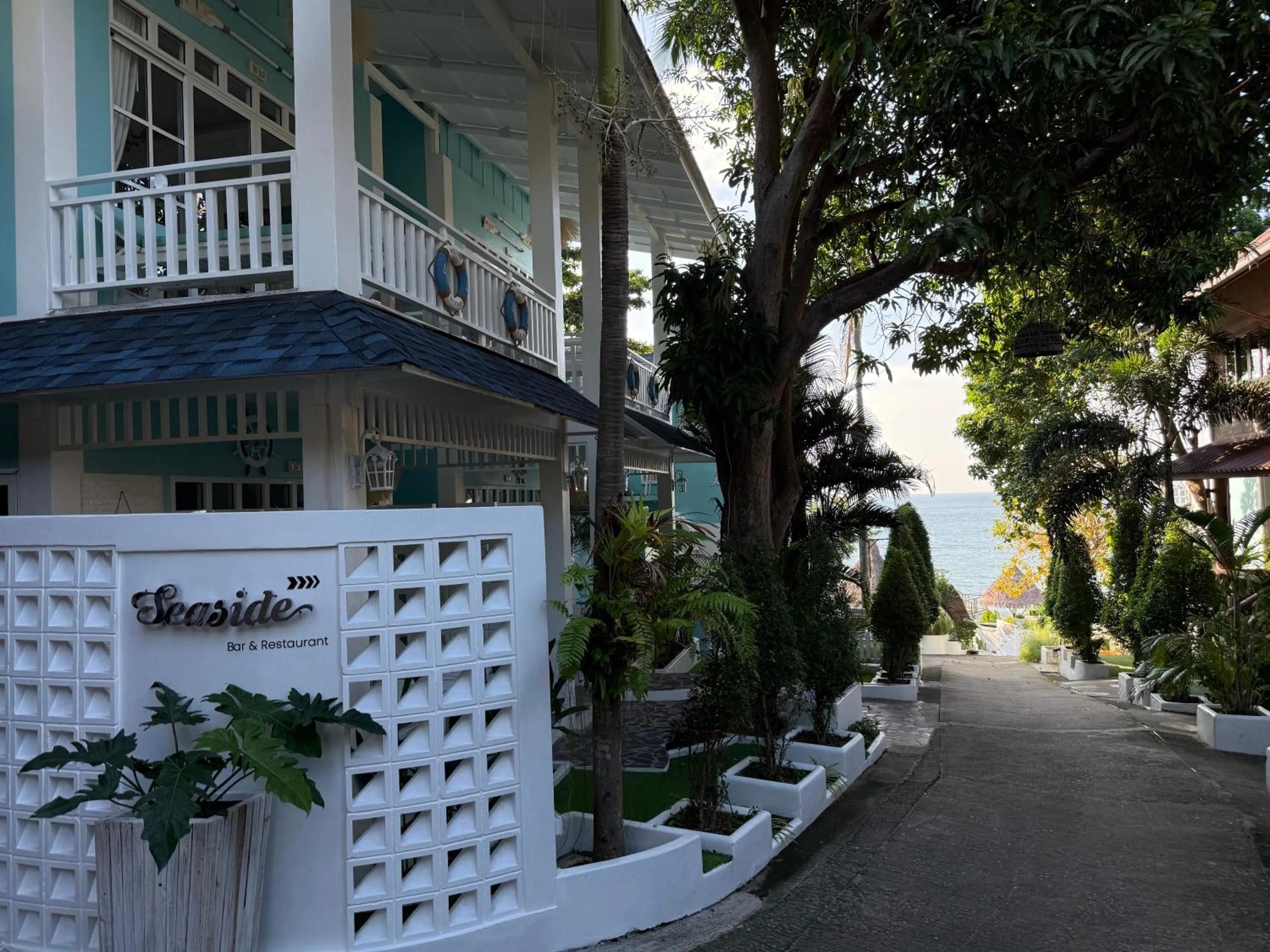 Property building in DD Hut Koh Tao