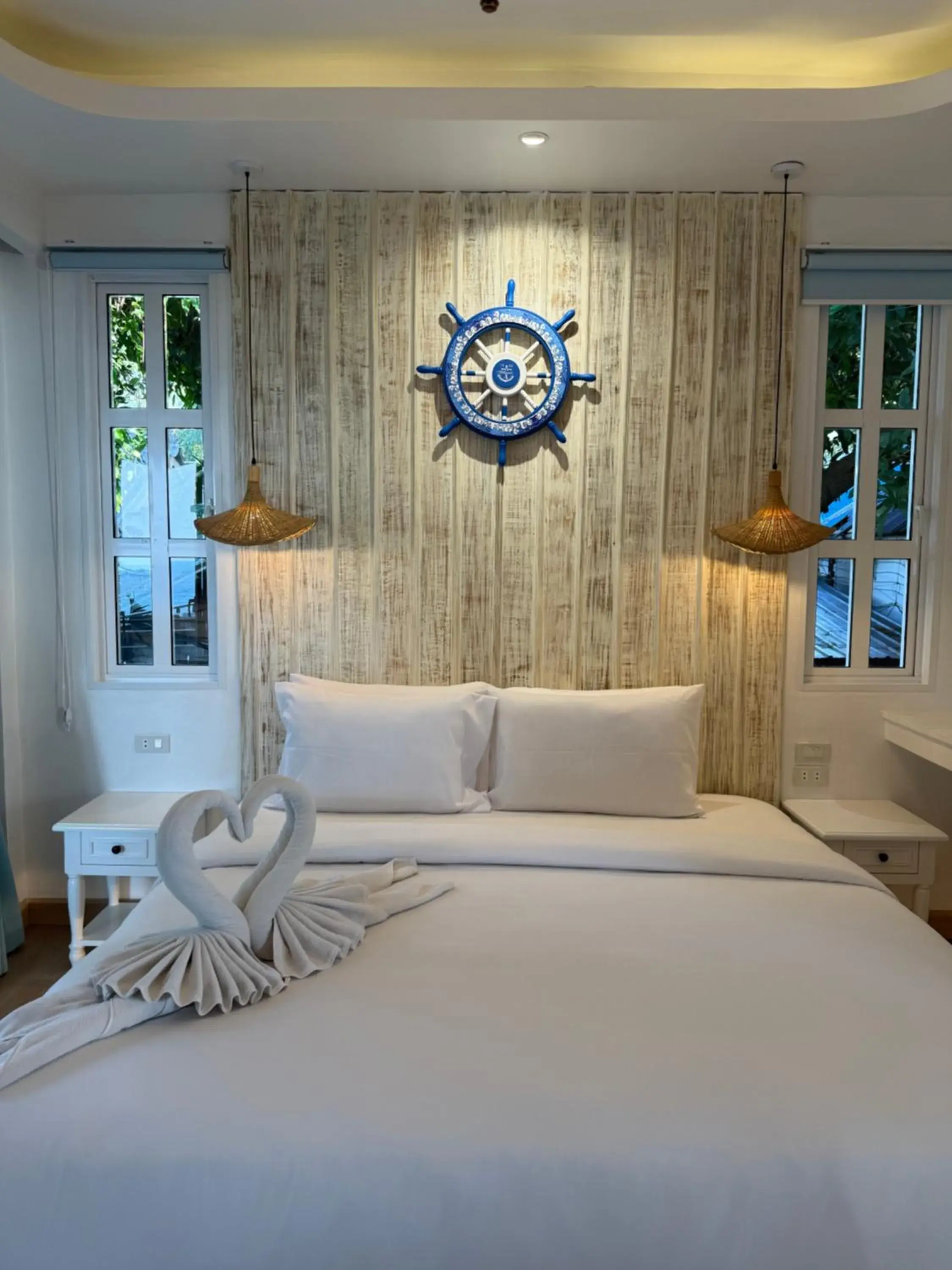Bed in DD Hut Koh Tao Bed in DD Hut Koh Tao