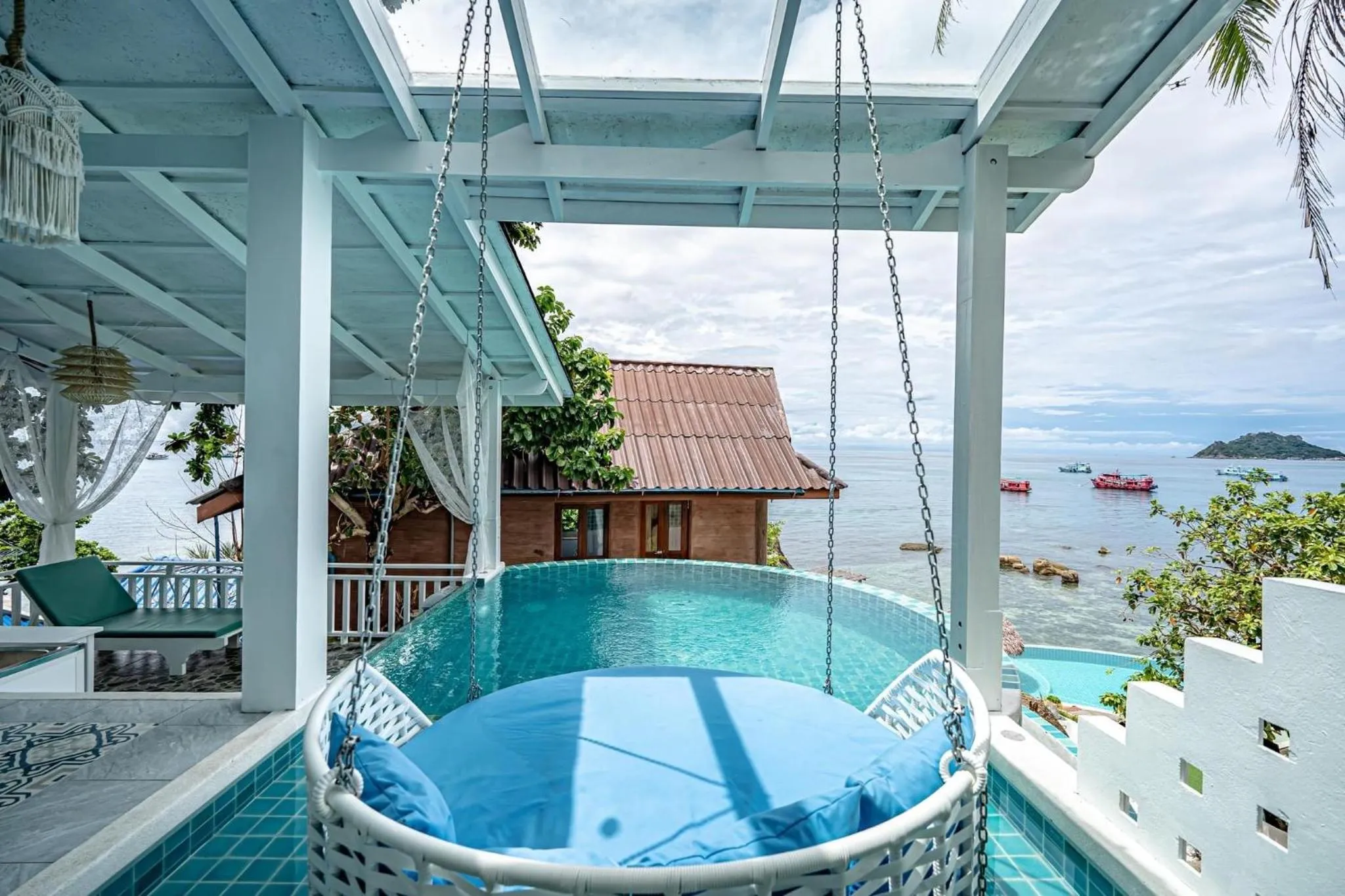 Pool view in DD Hut Koh Tao