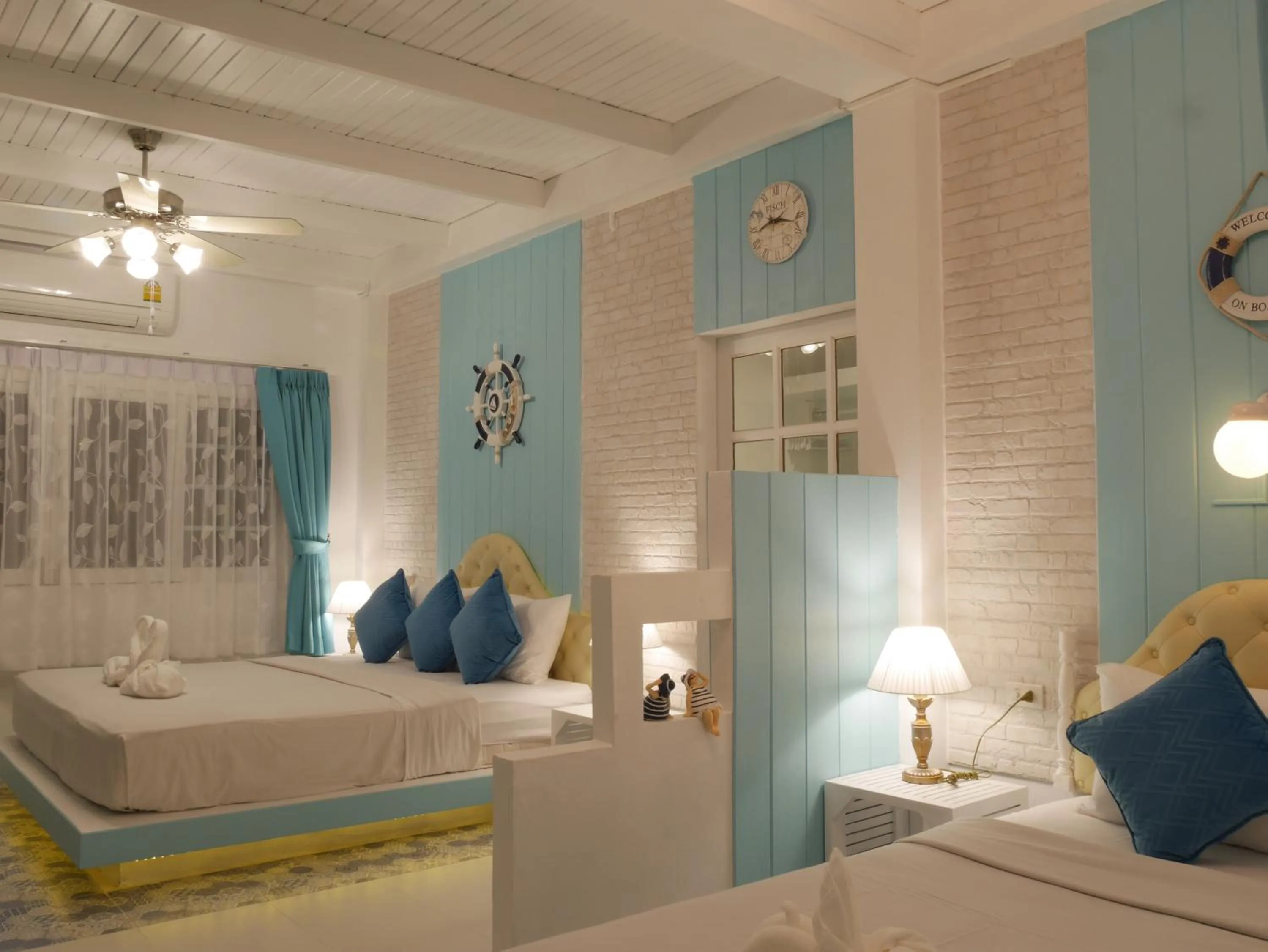 Bed in DD Hut Koh Tao